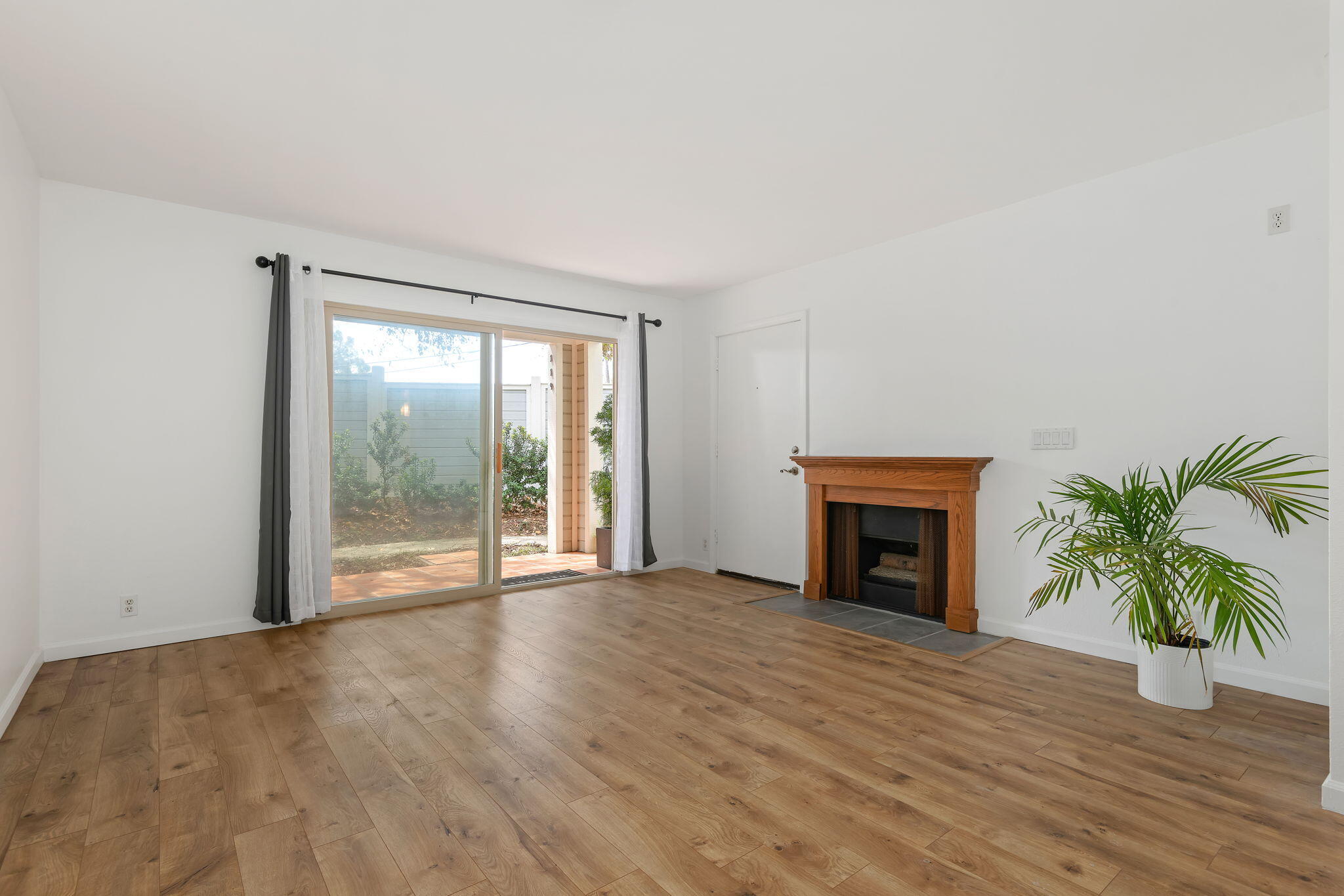 7630 Hollister Avenue Unit 119