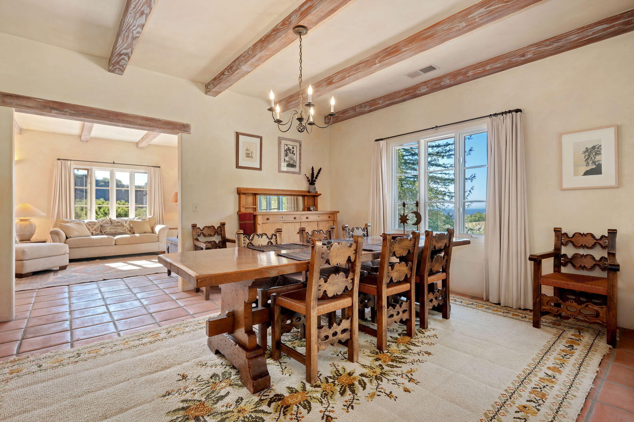 718 Las Canoas Place