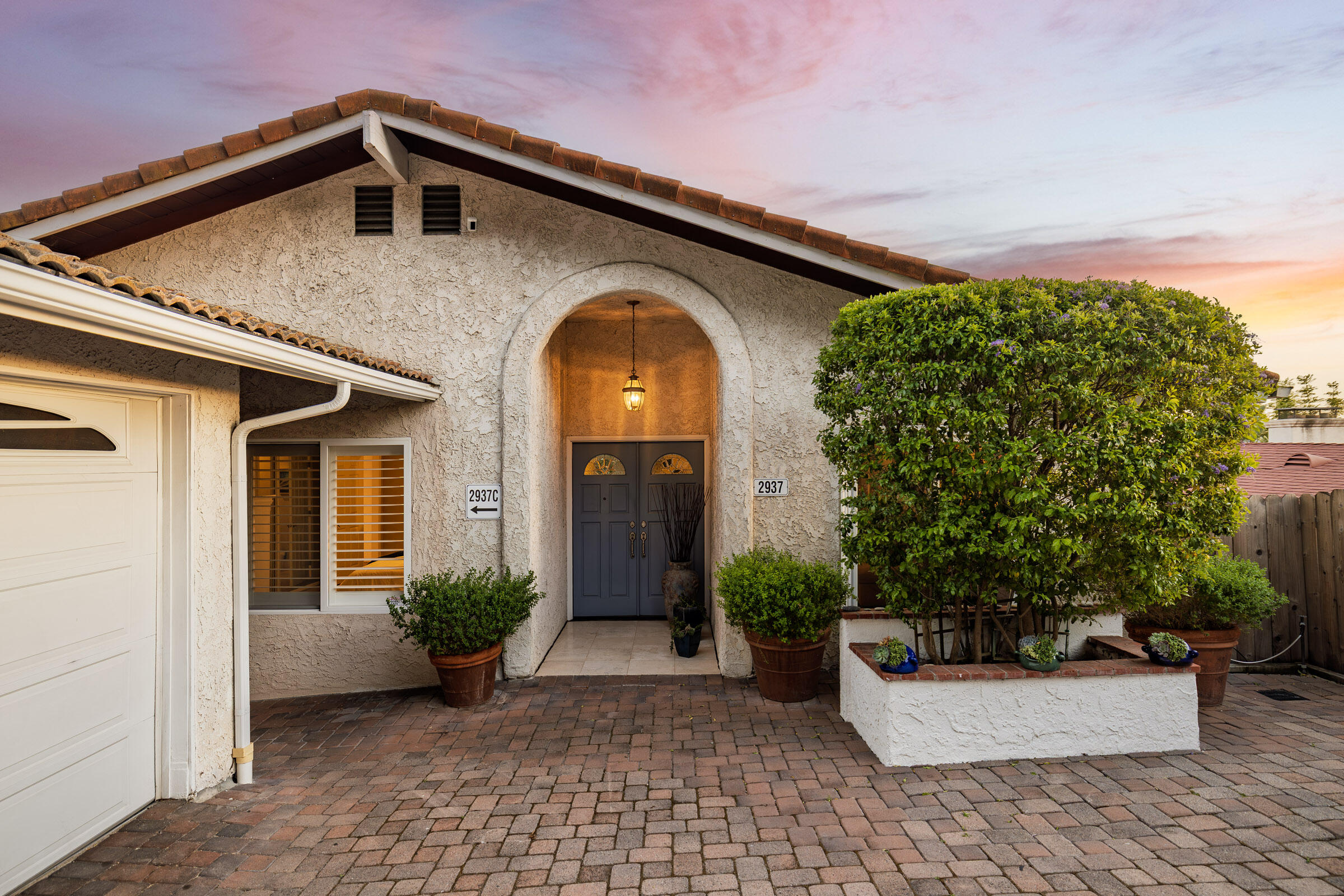 2937 Glen Albyn Drive