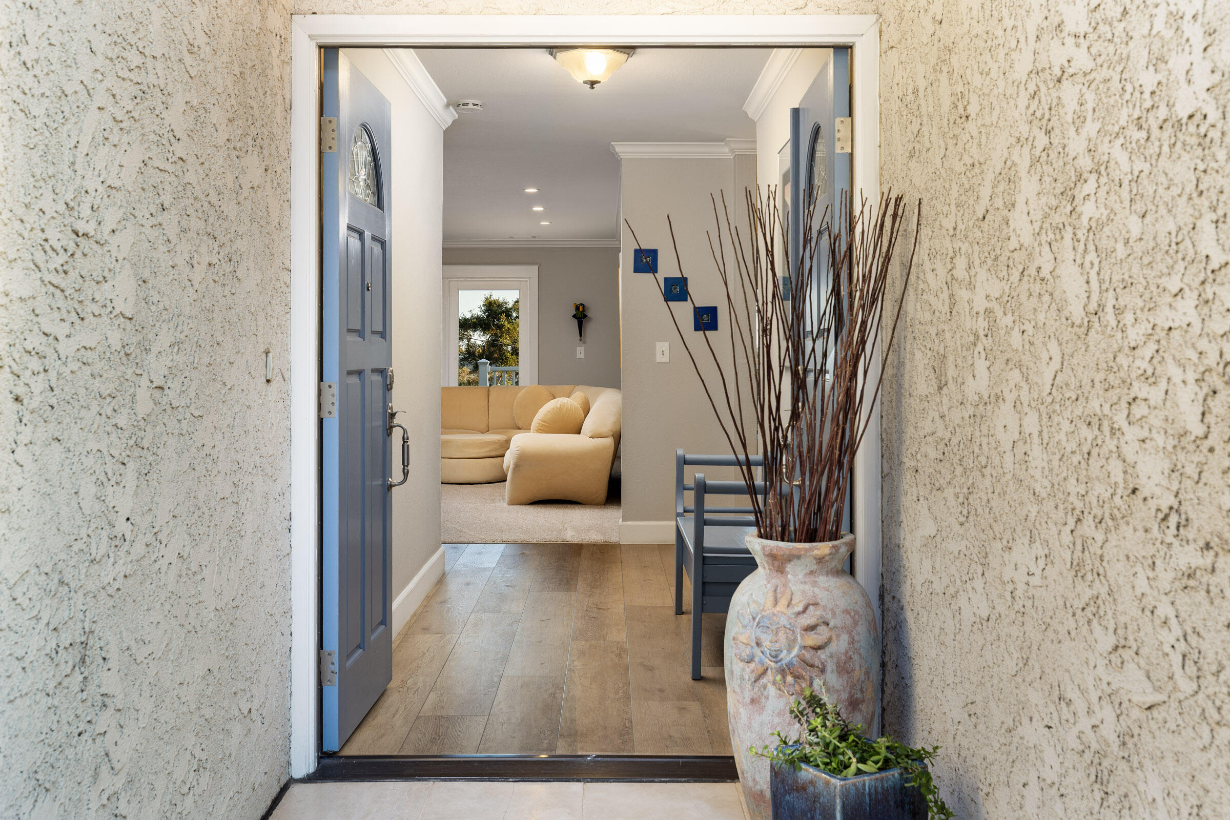 2937 Glen Albyn Drive