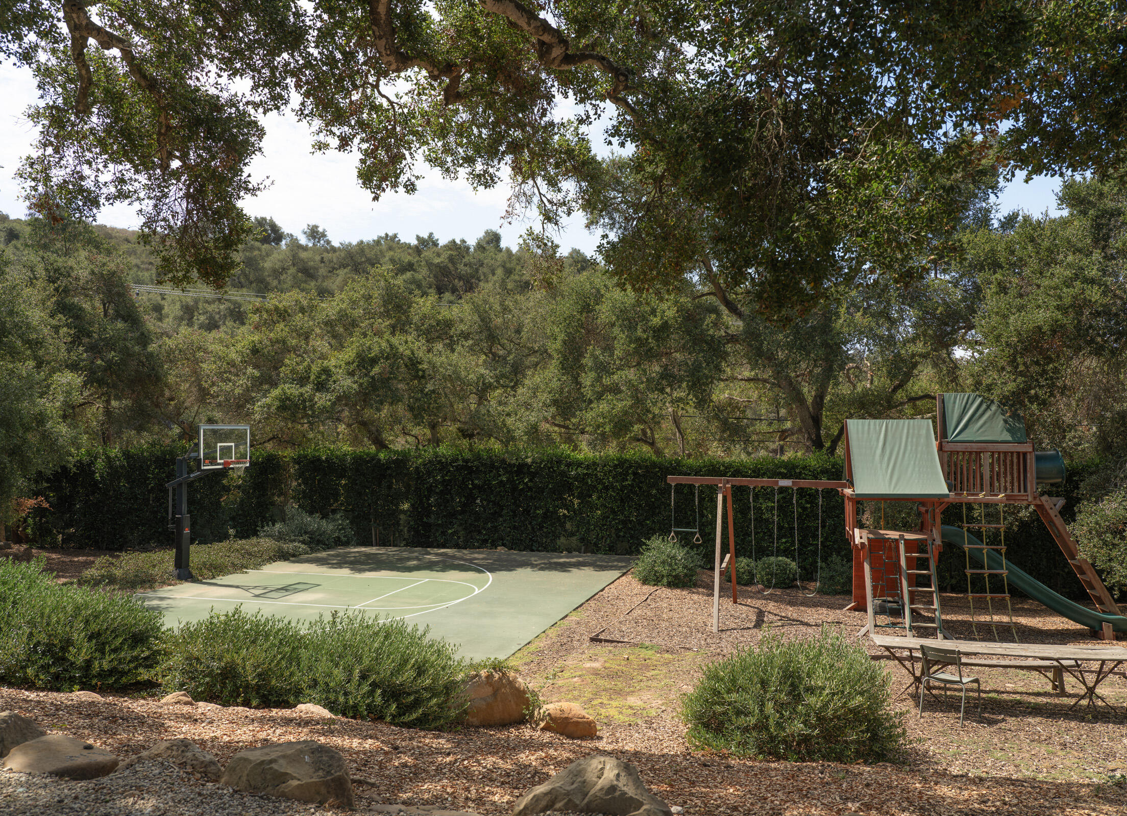 568 Toro Canyon