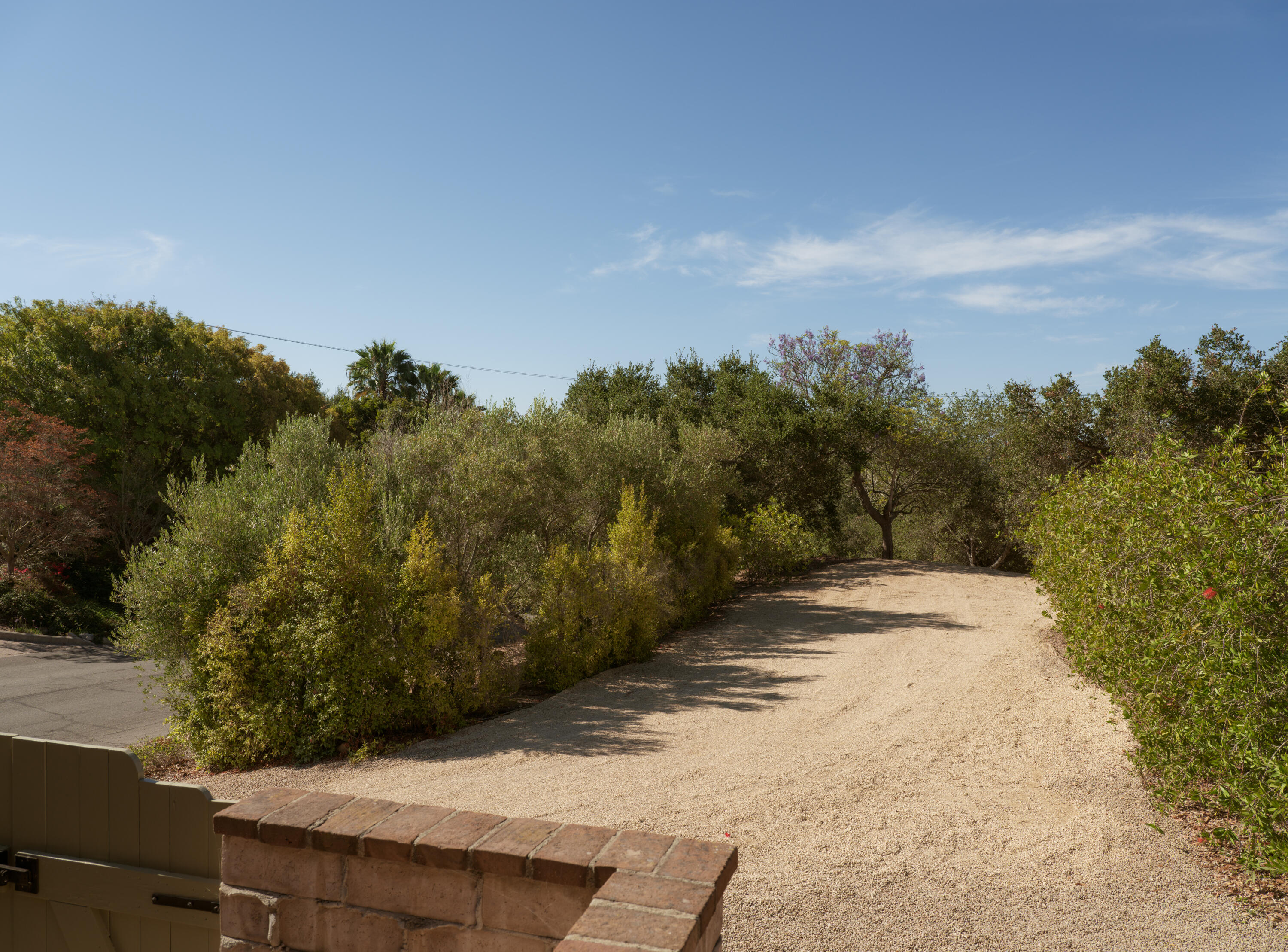 961 Camino Del Retiro