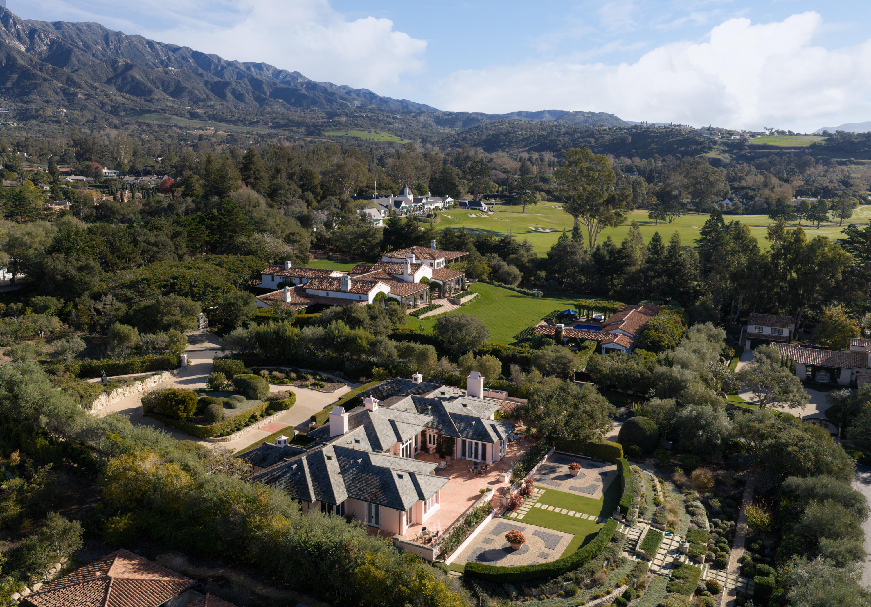 439 Meadowbrook Drive