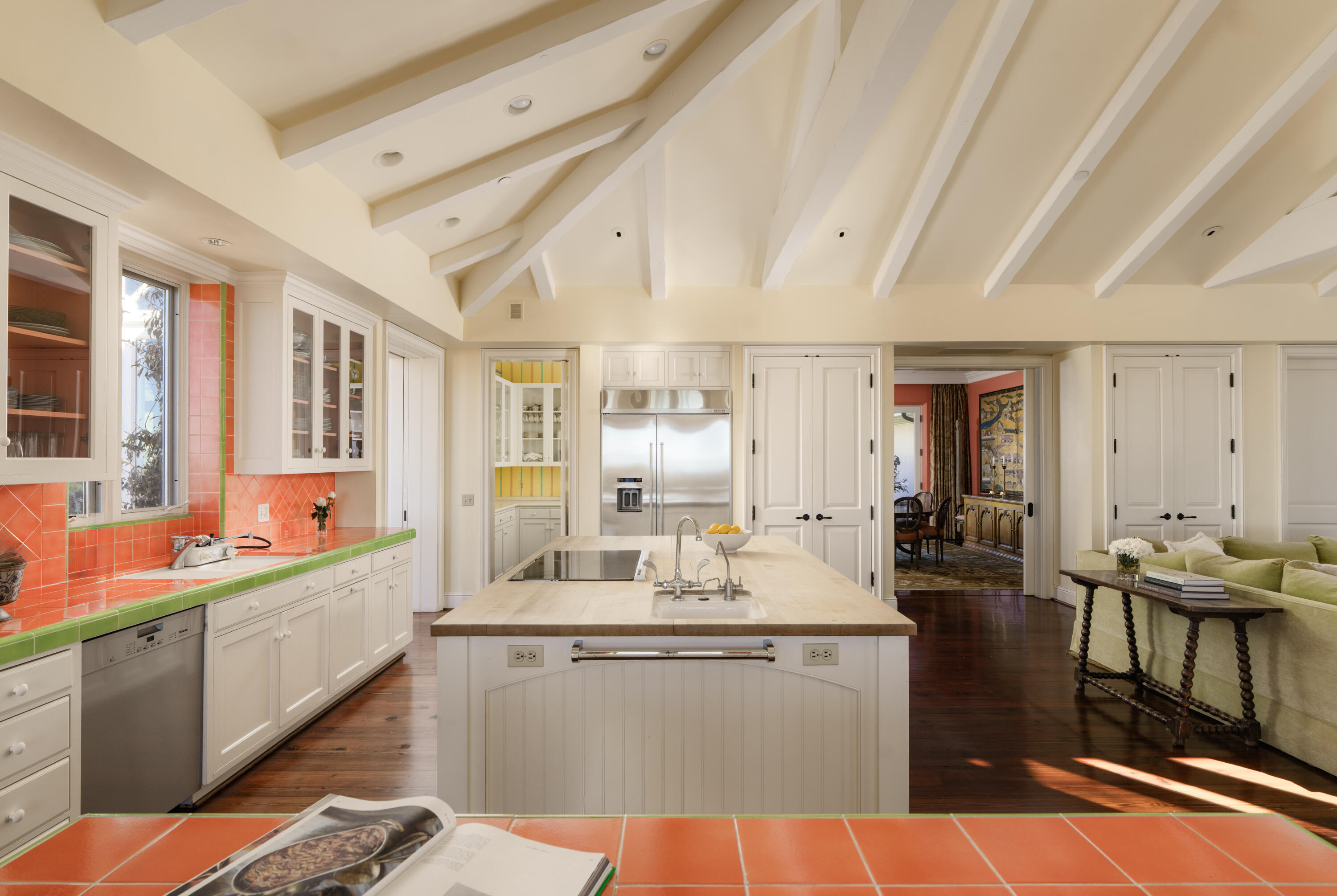 439 Meadowbrook Drive