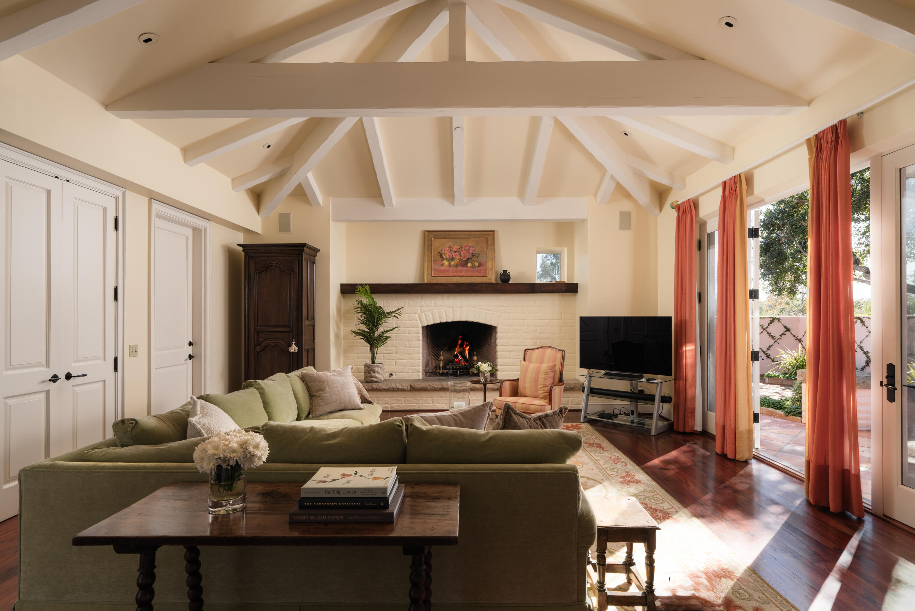 439 Meadowbrook Drive