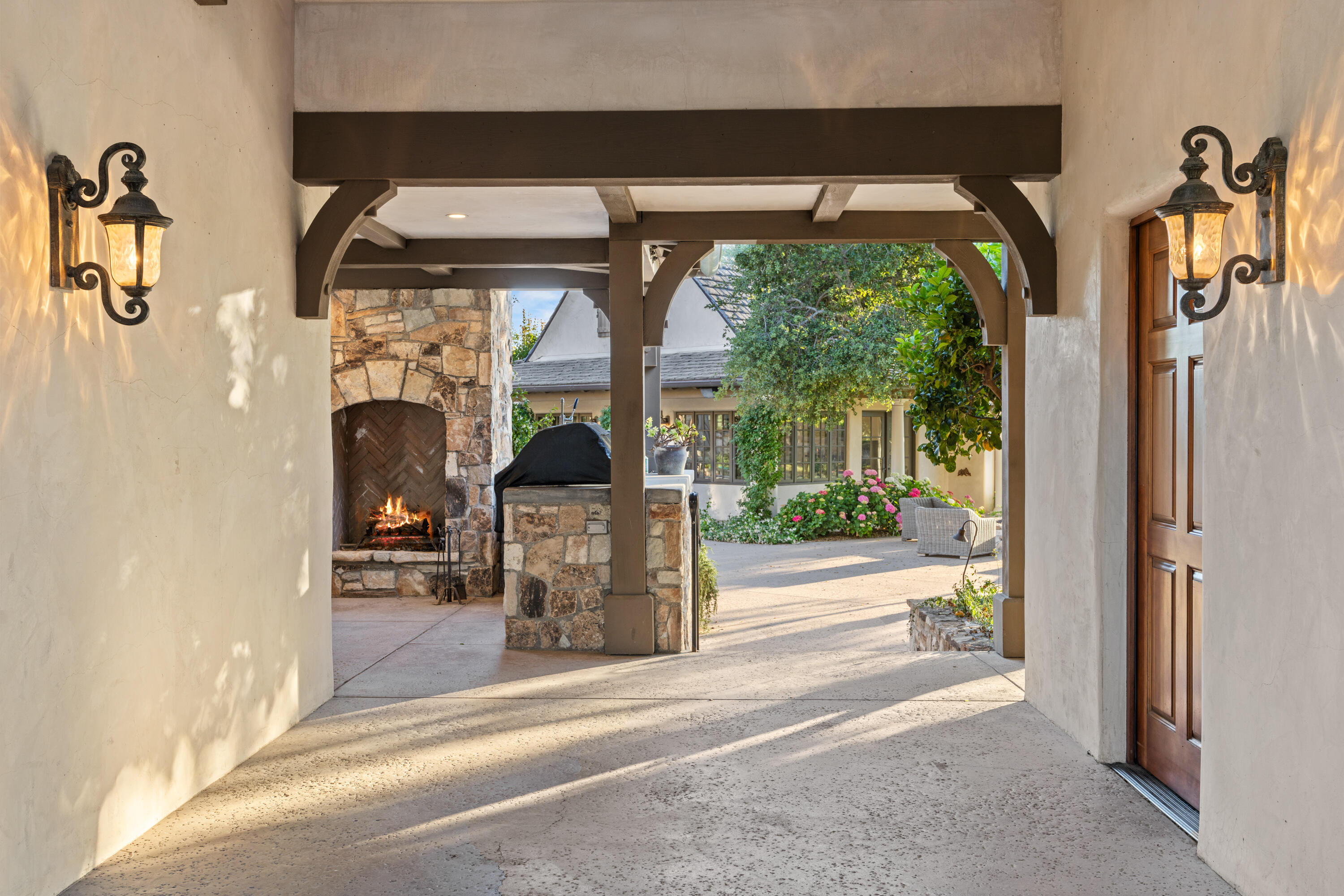 1325 Ladan Drive