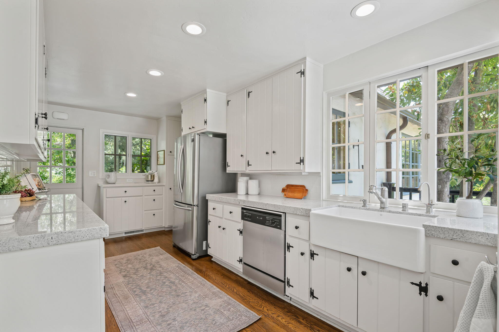 2707 Glendessary Lane