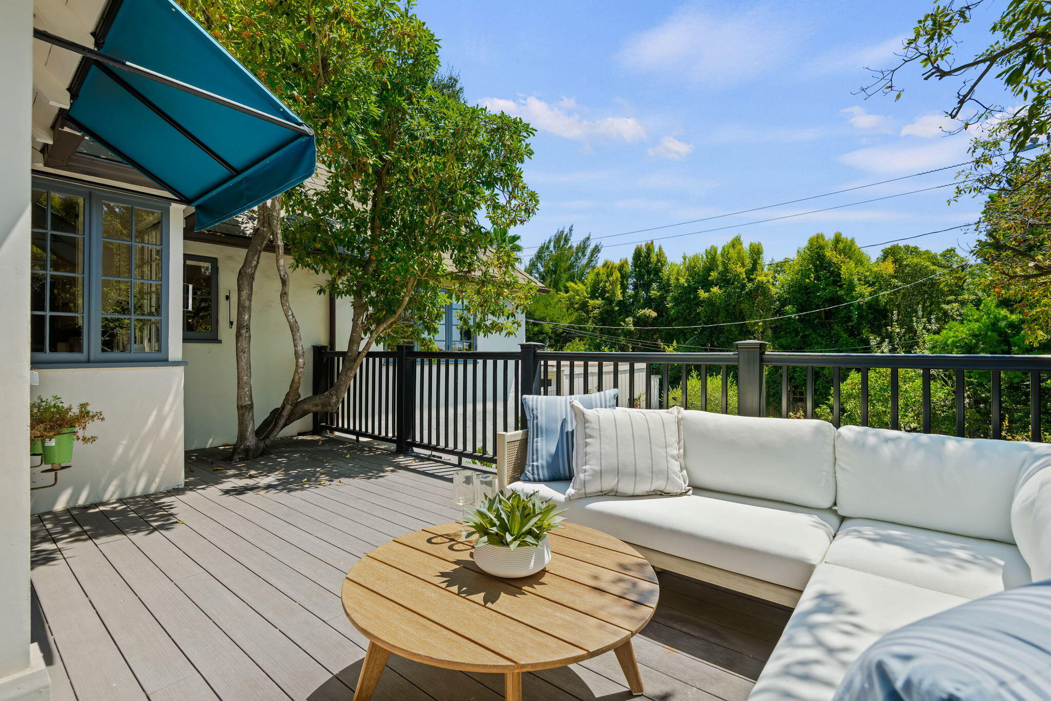 2707 Glendessary Lane
