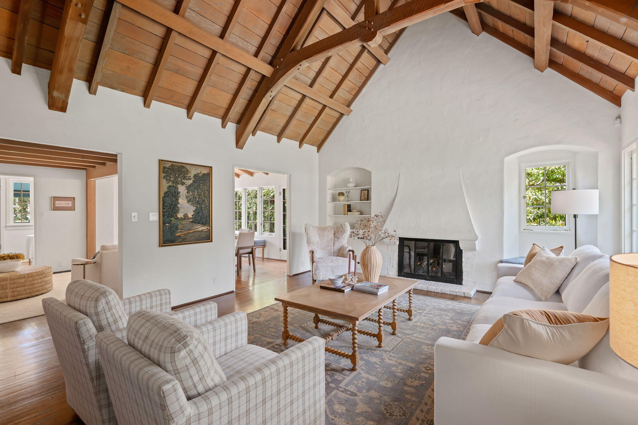 2707 Glendessary Lane