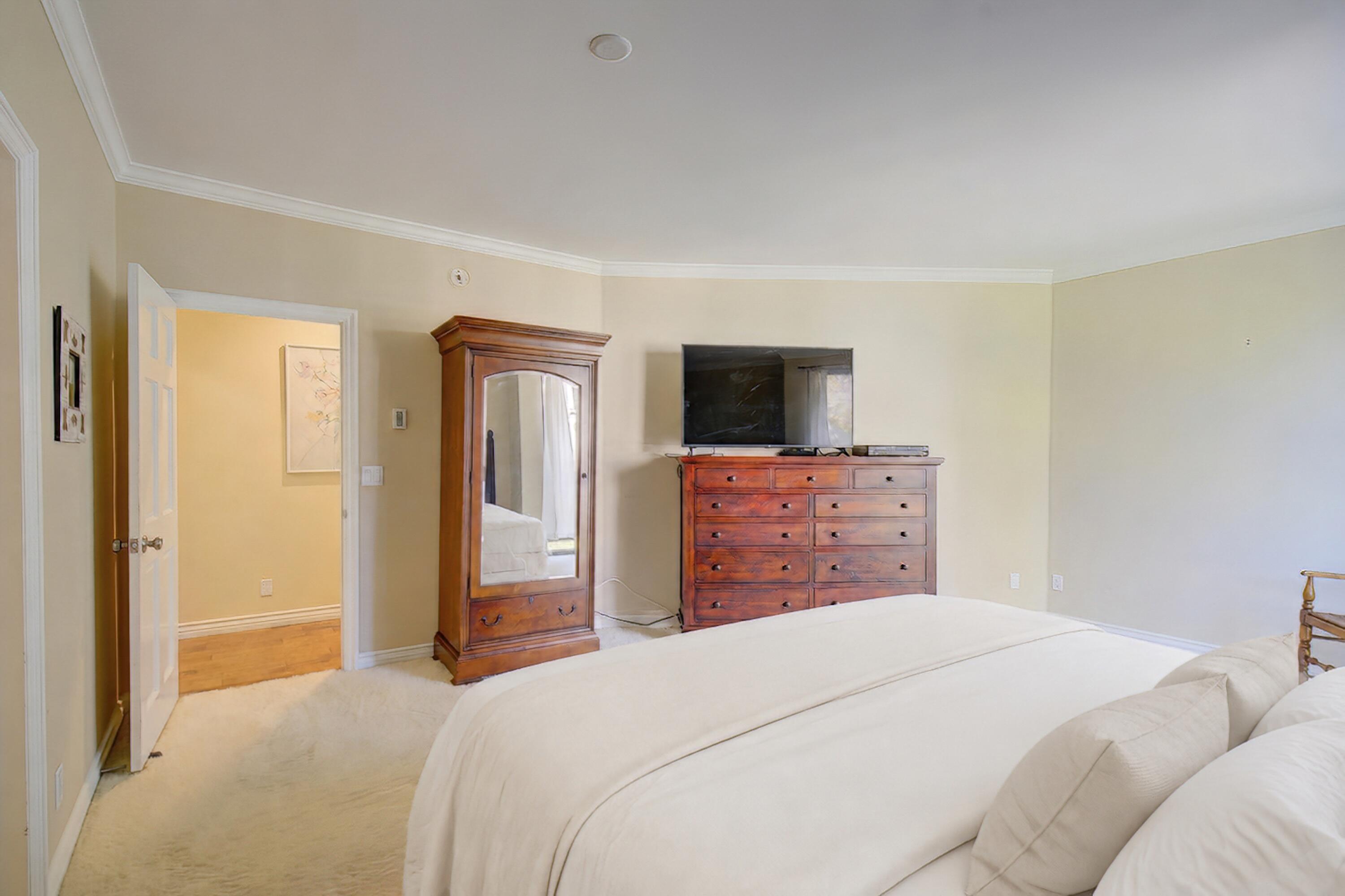 80 Seaview Drive
