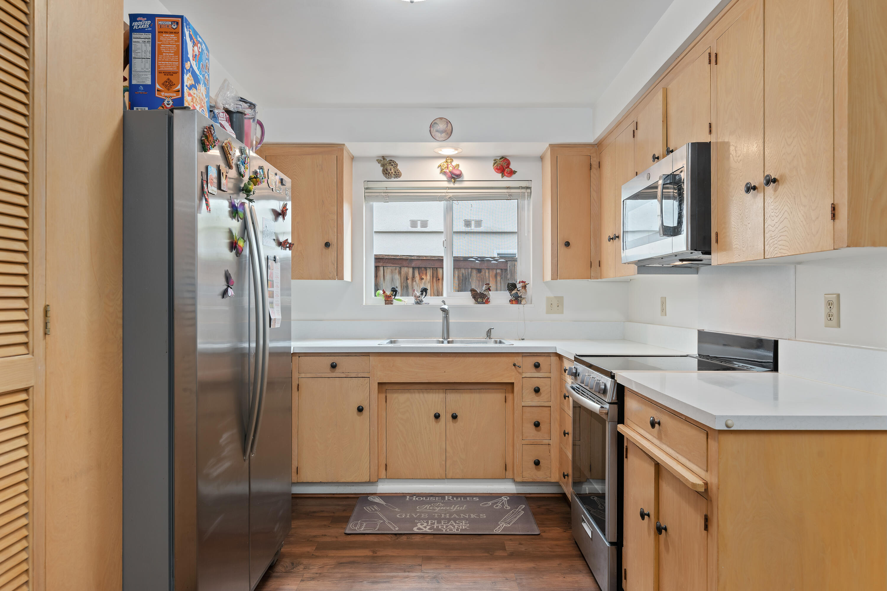 3737-3739 San Remo Drive