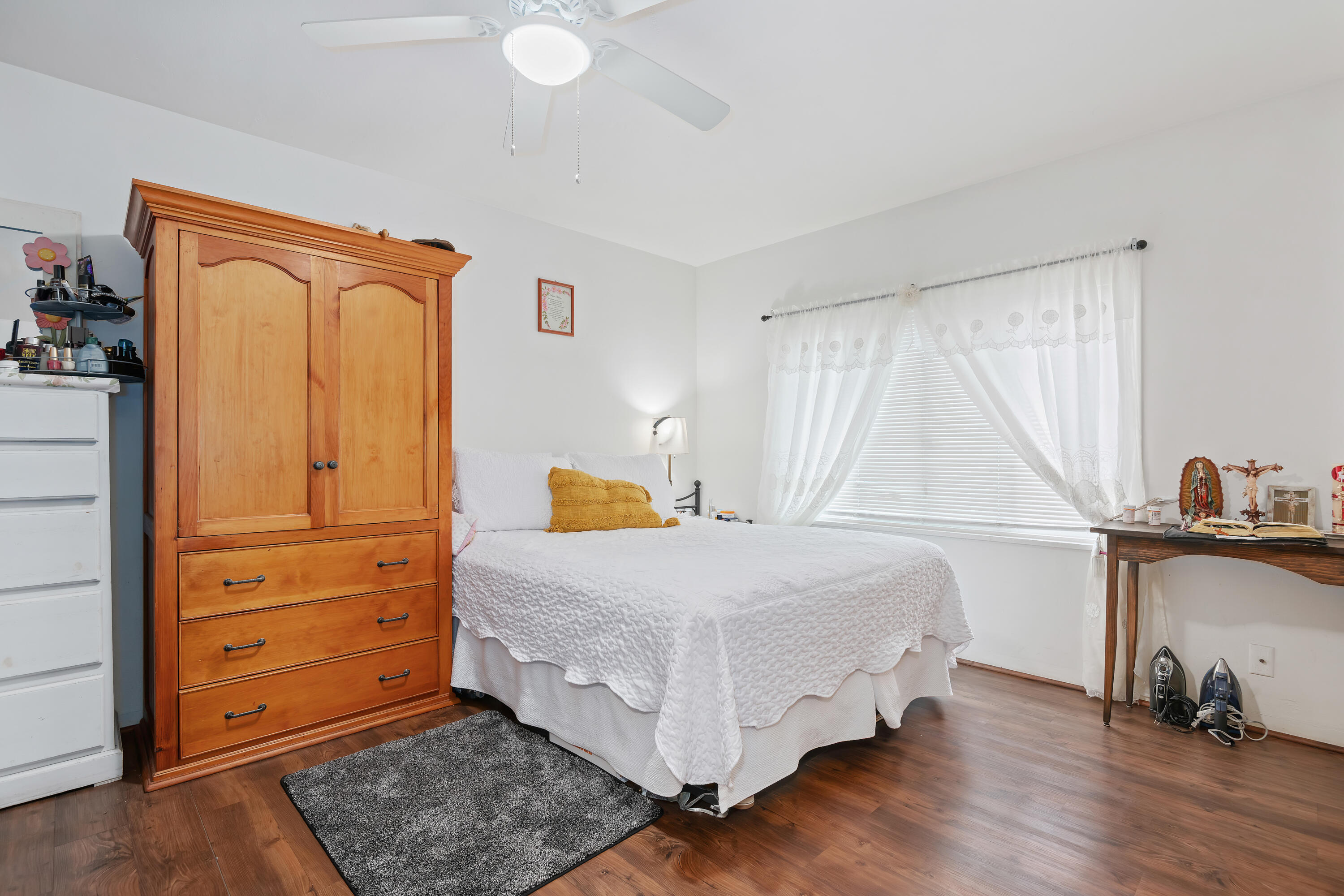 3737-3739 San Remo Drive