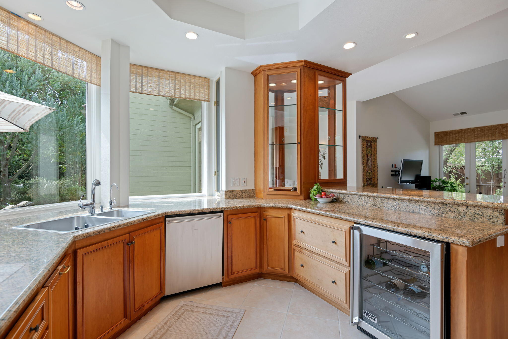 1086 Diamond Crest Court