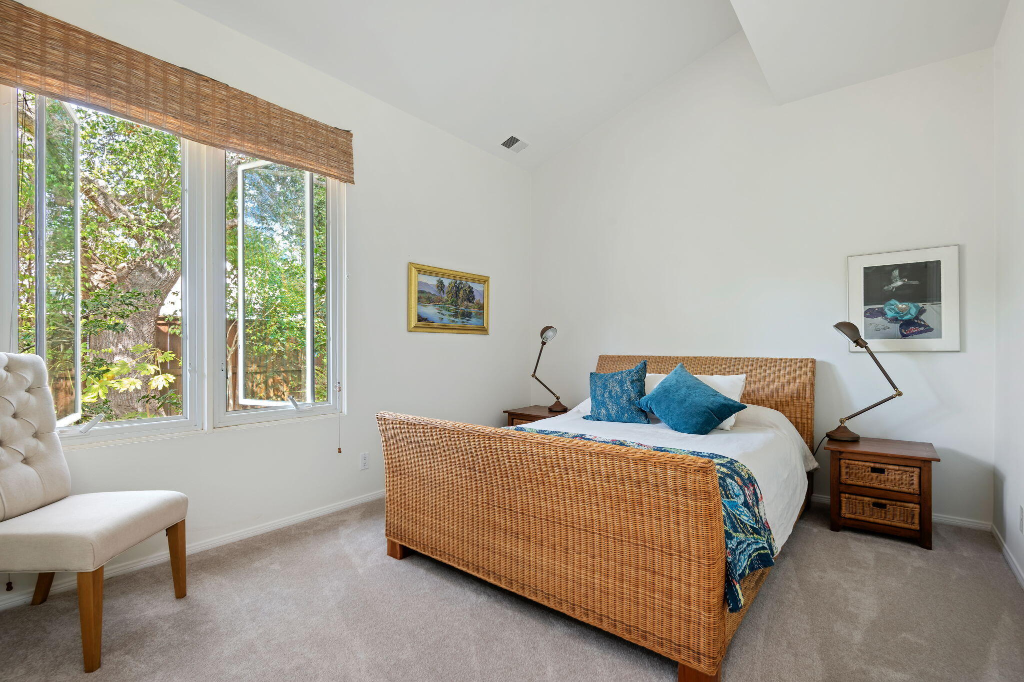 1086 Diamond Crest Court