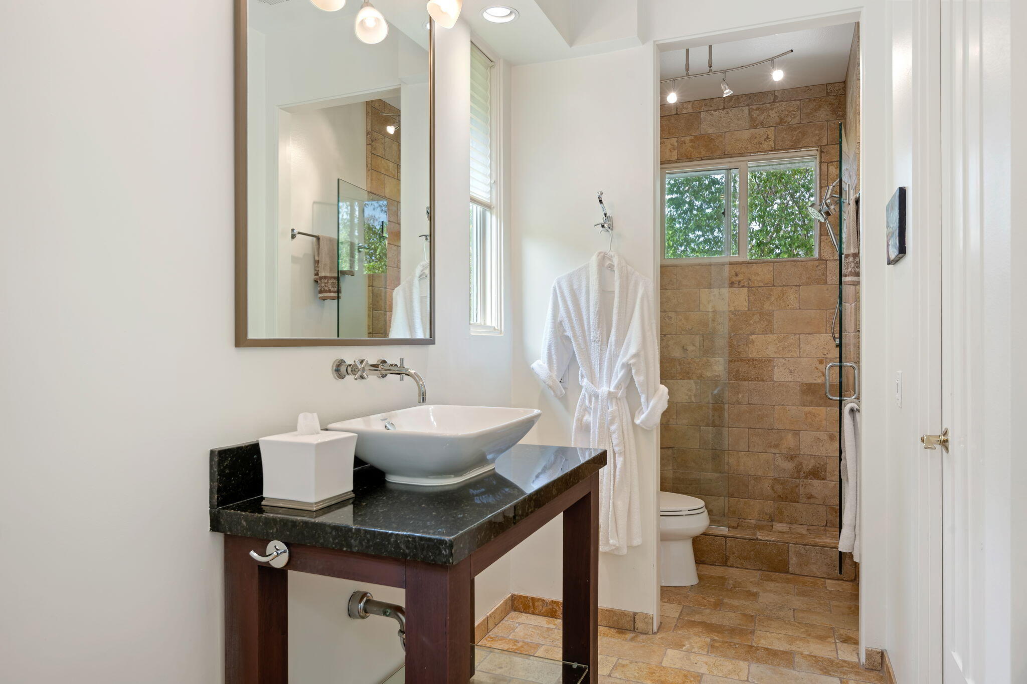 1086 Diamond Crest Court