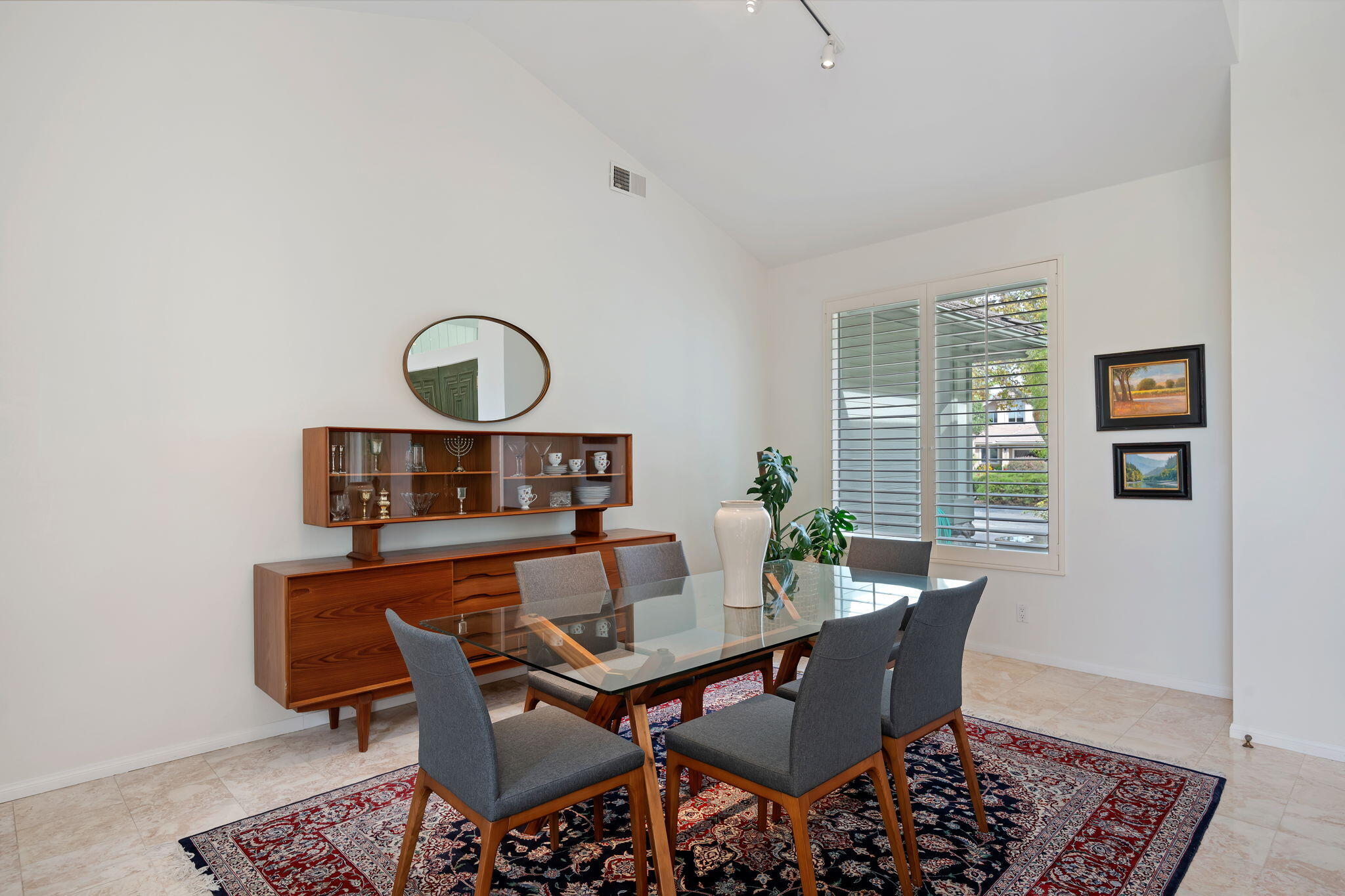 1086 Diamond Crest Court