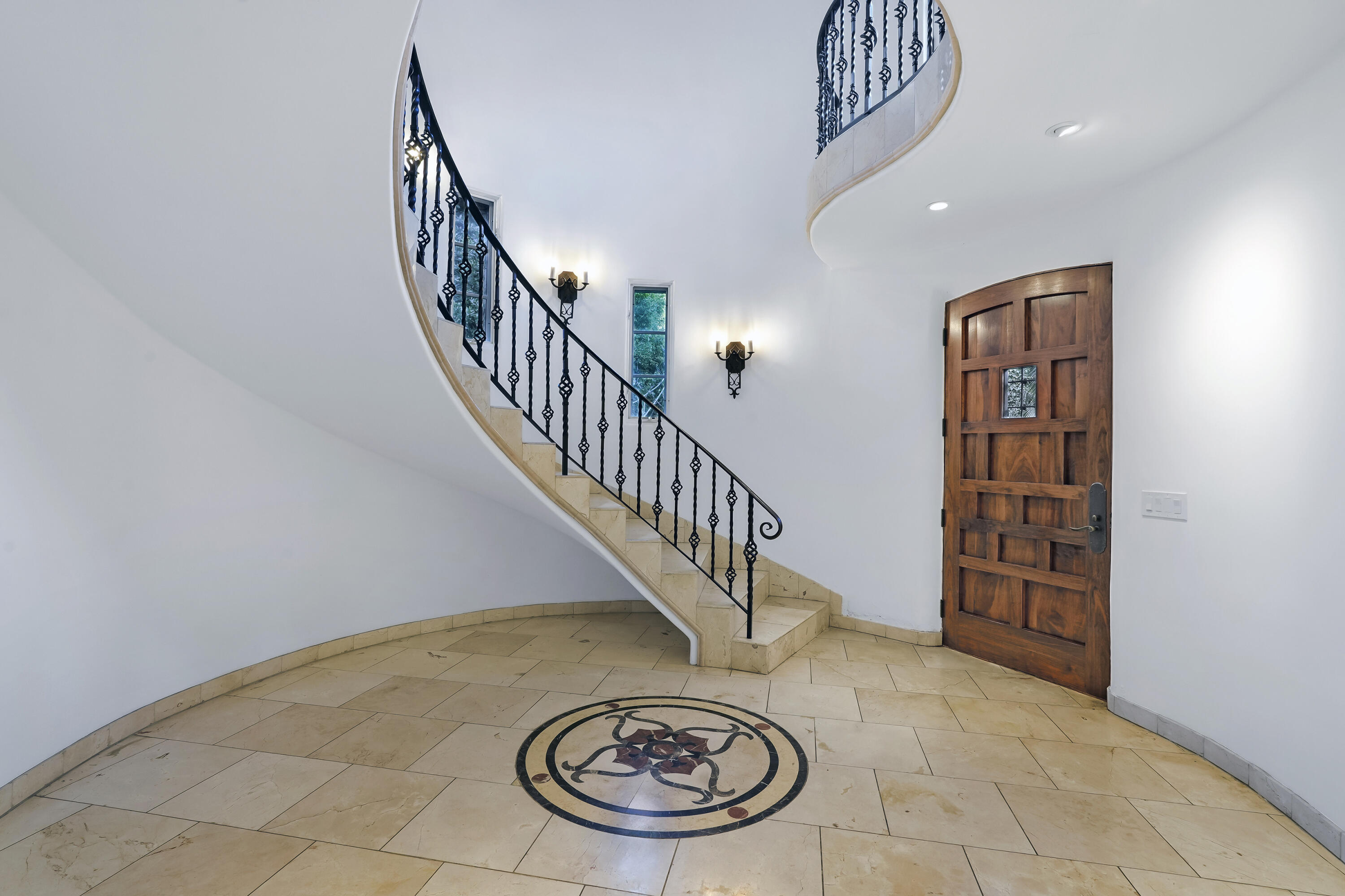 1493 Sycamore Canyon Road