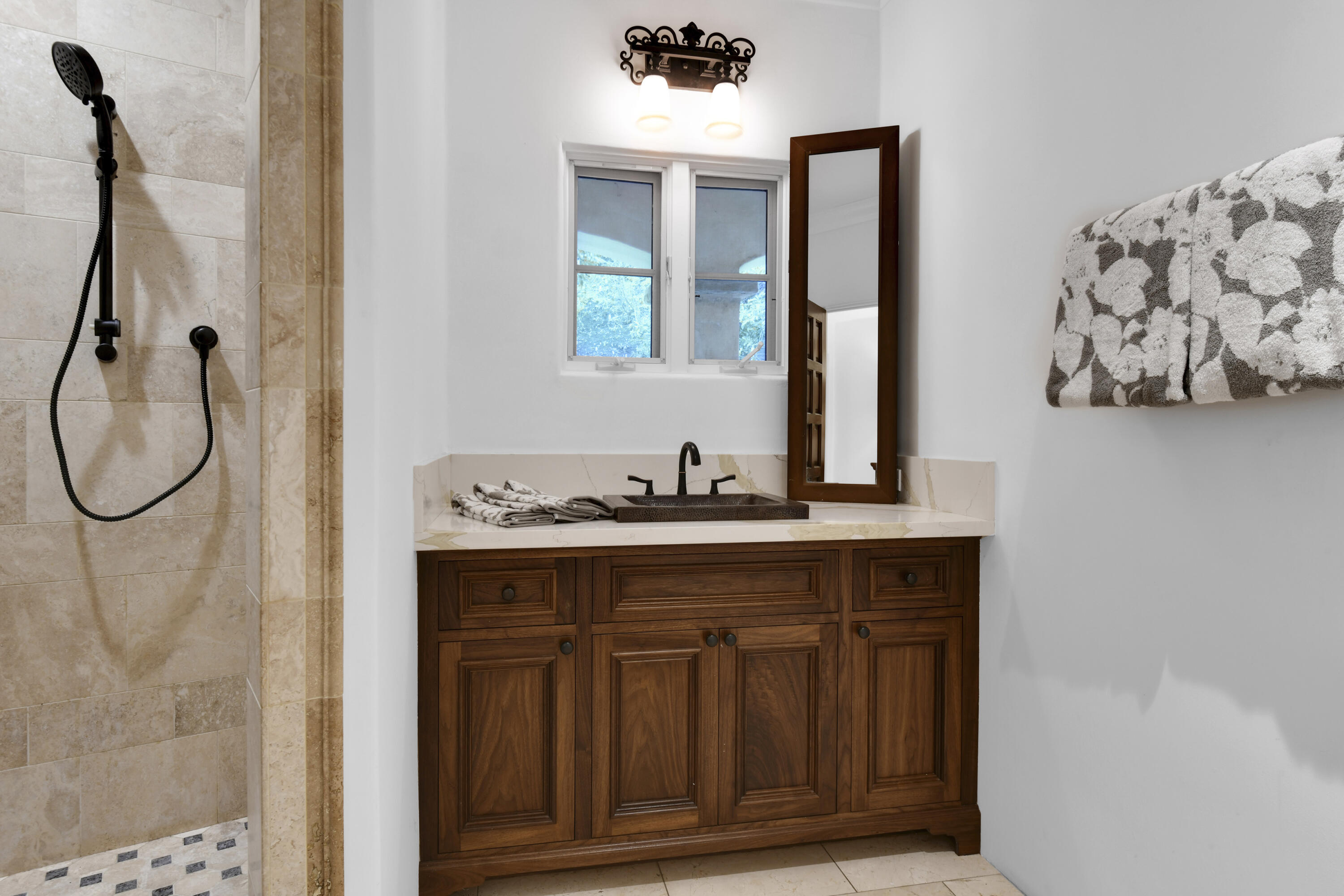 1493 Sycamore Canyon Road