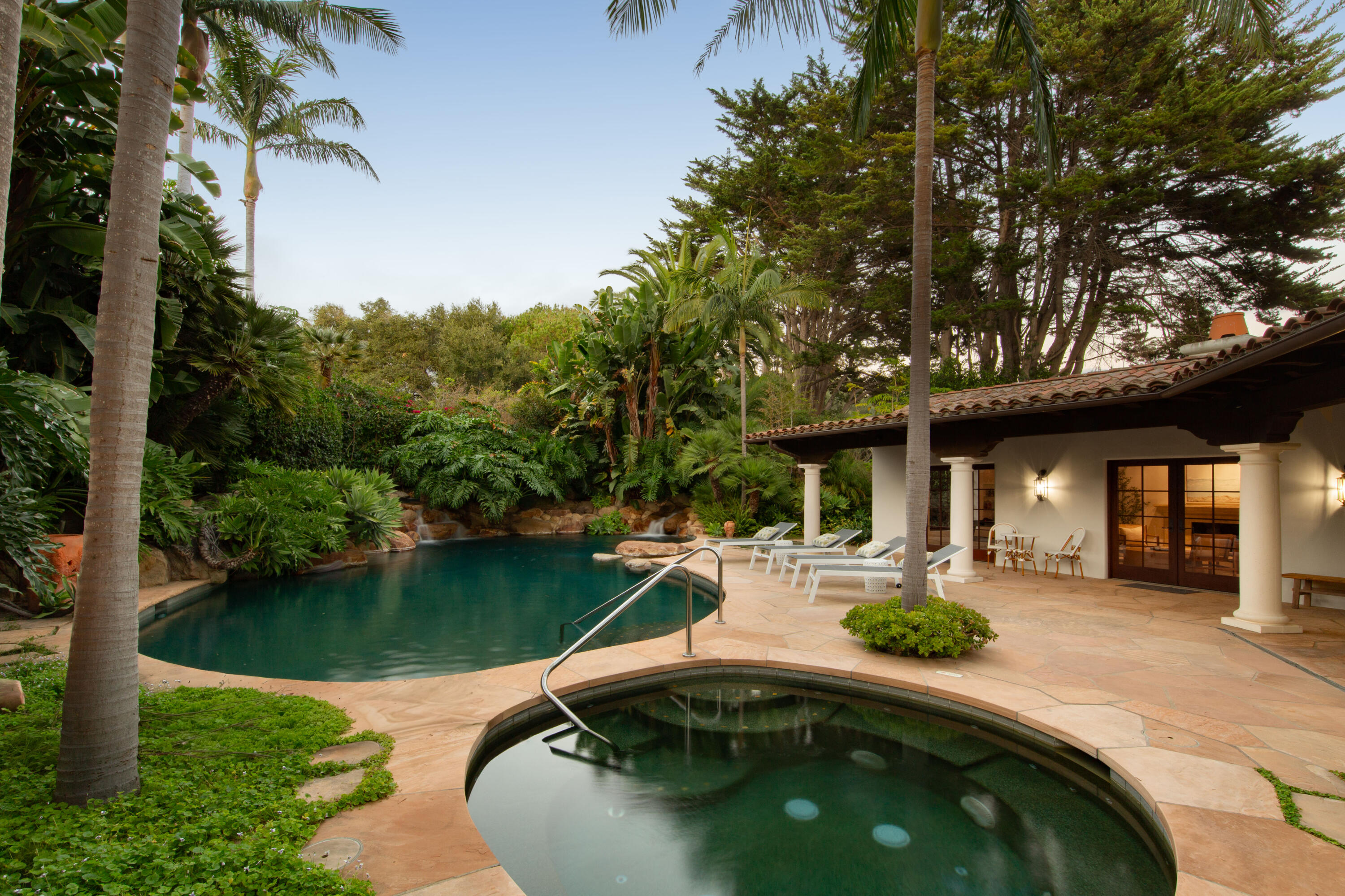 633 Picacho Lane