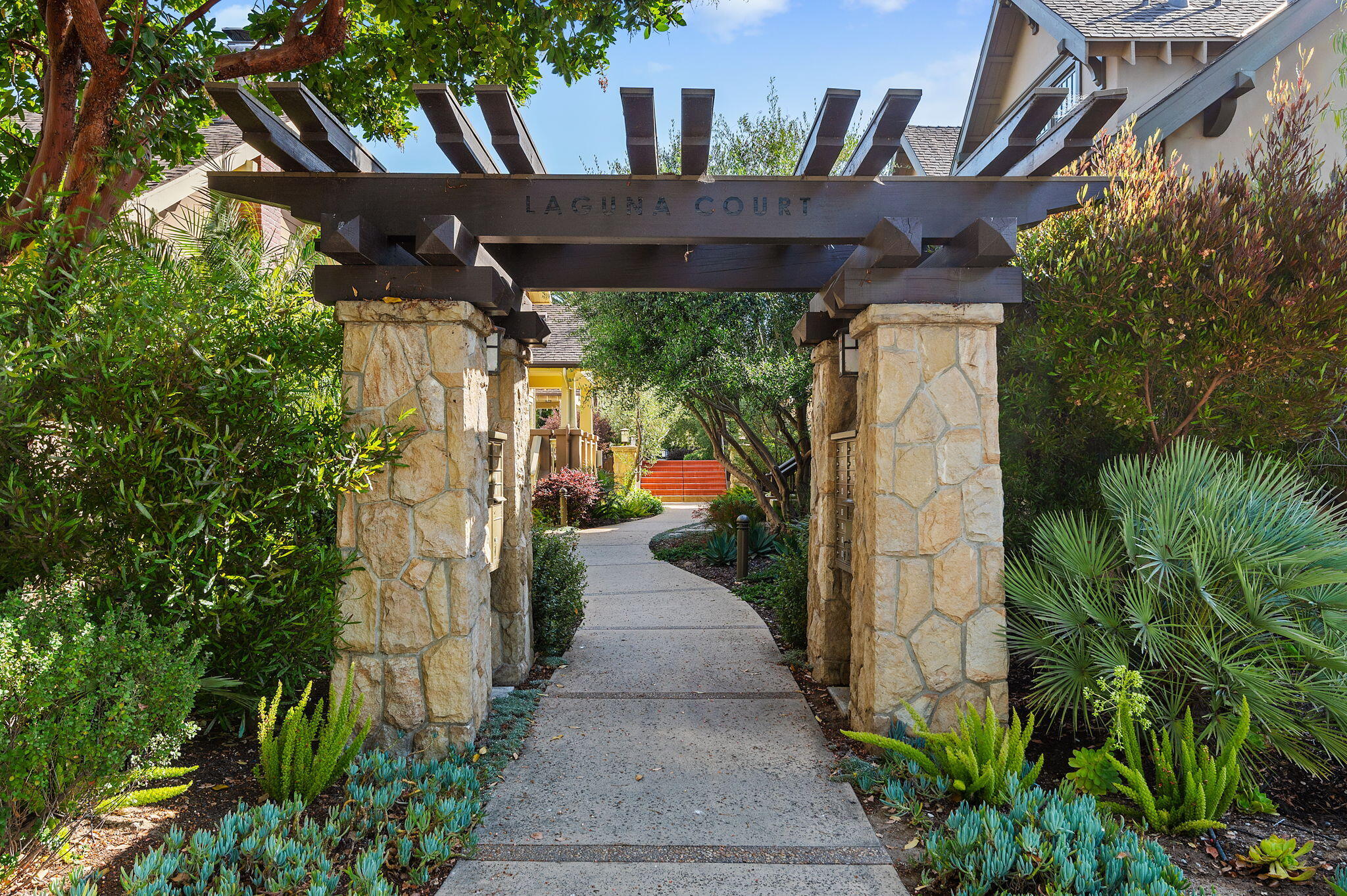 1428 Laguna Street B