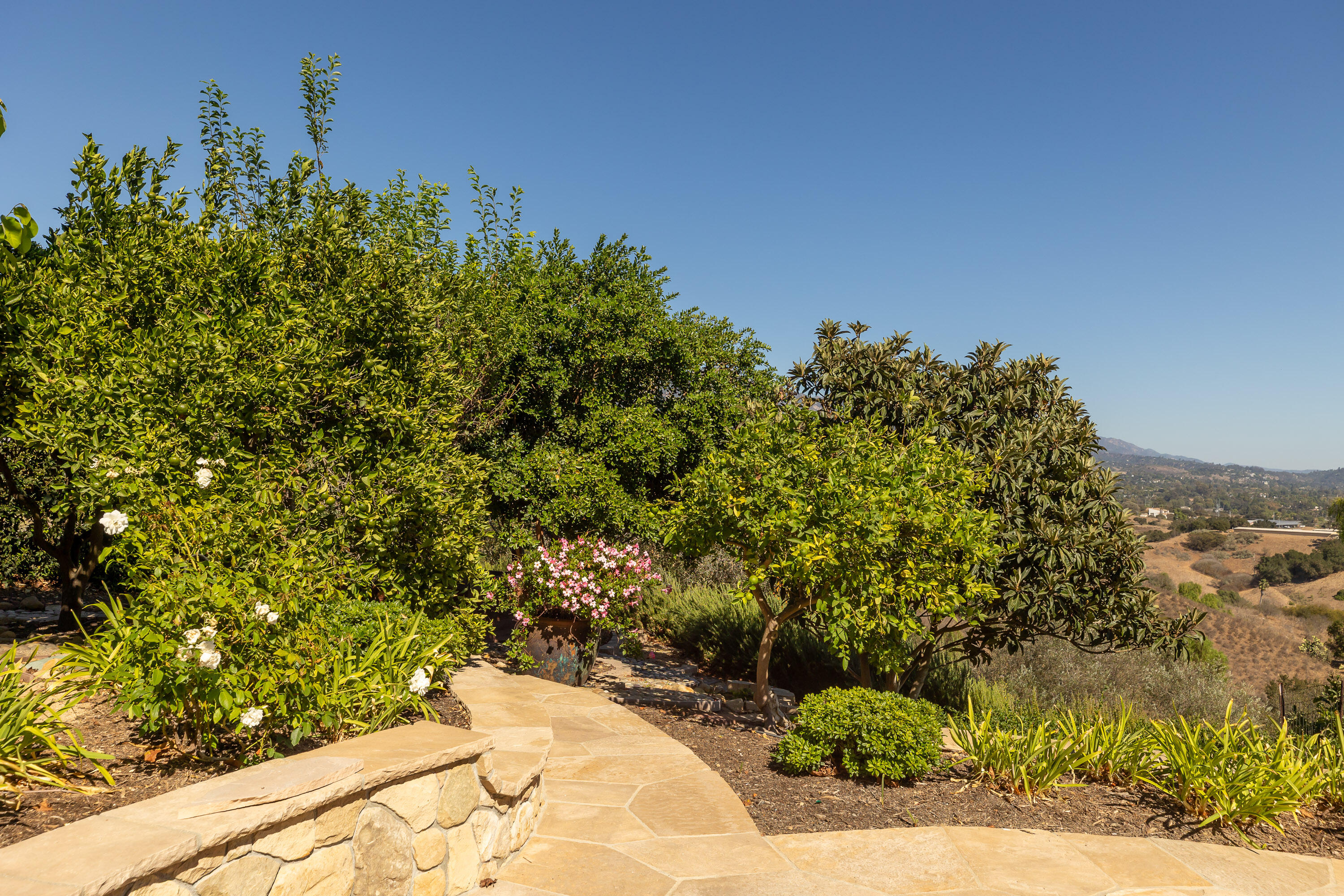 4596 Sierra Madre Drive