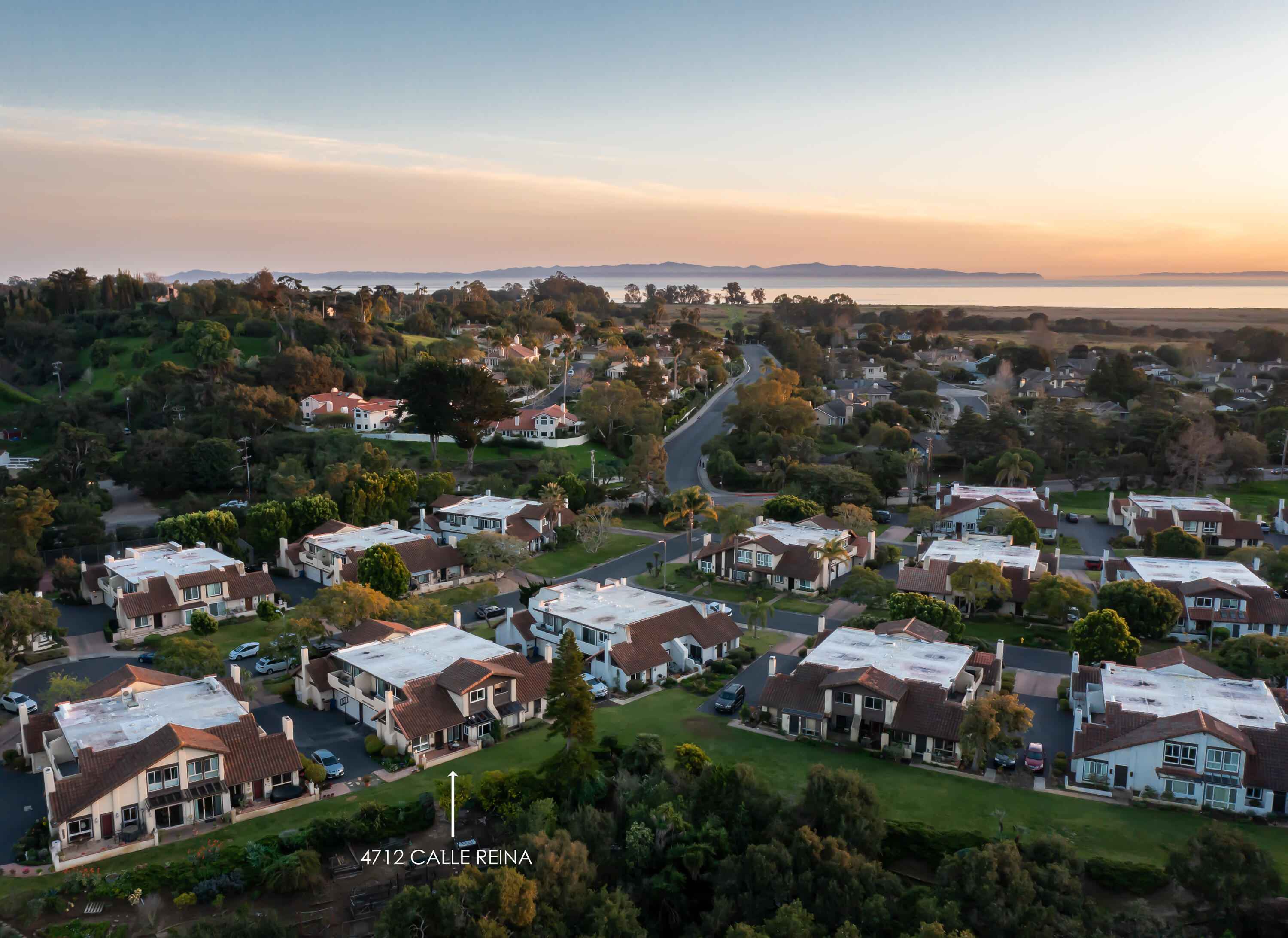 4712 Calle Reina