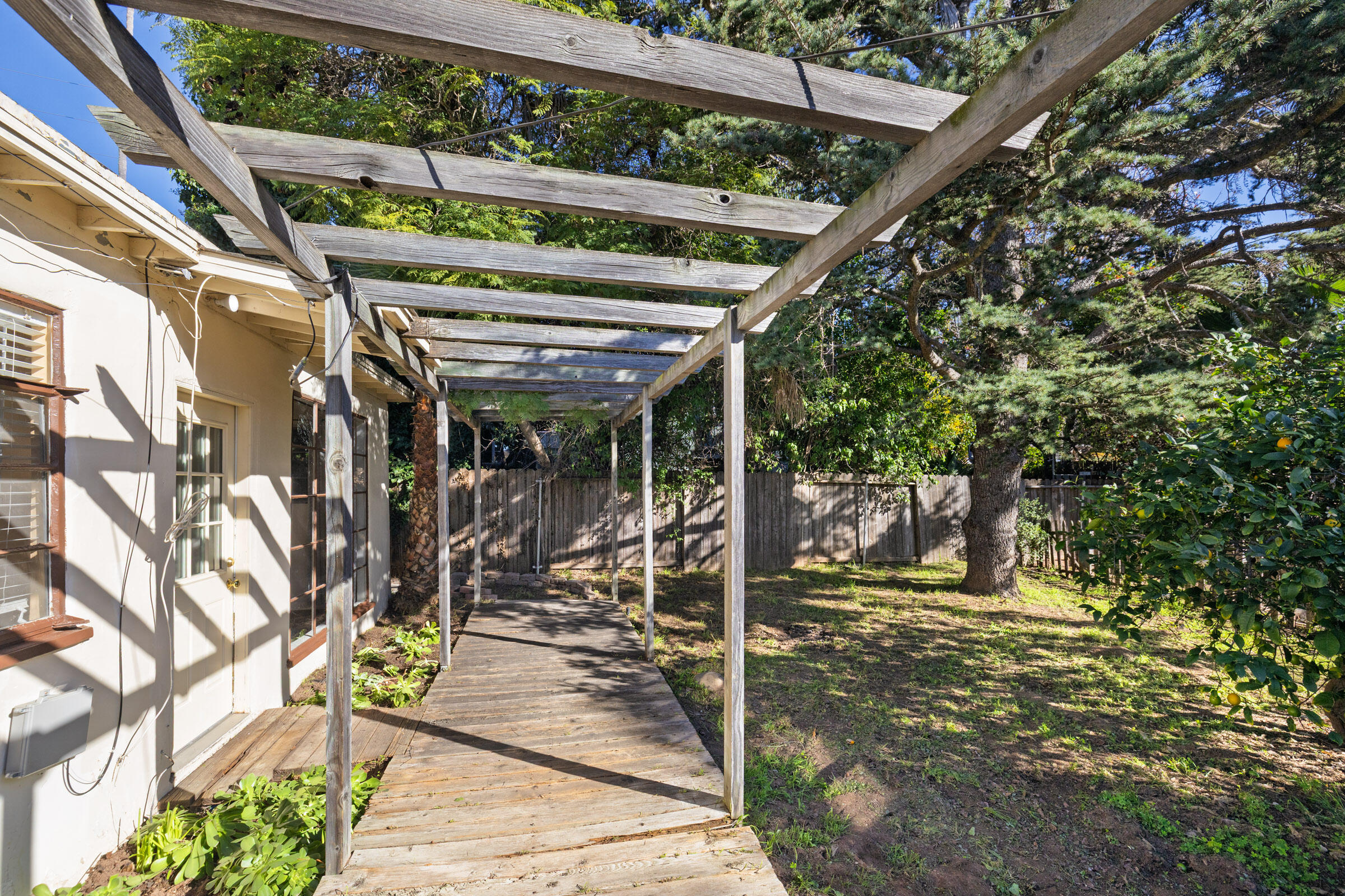 3909 Calle Cita