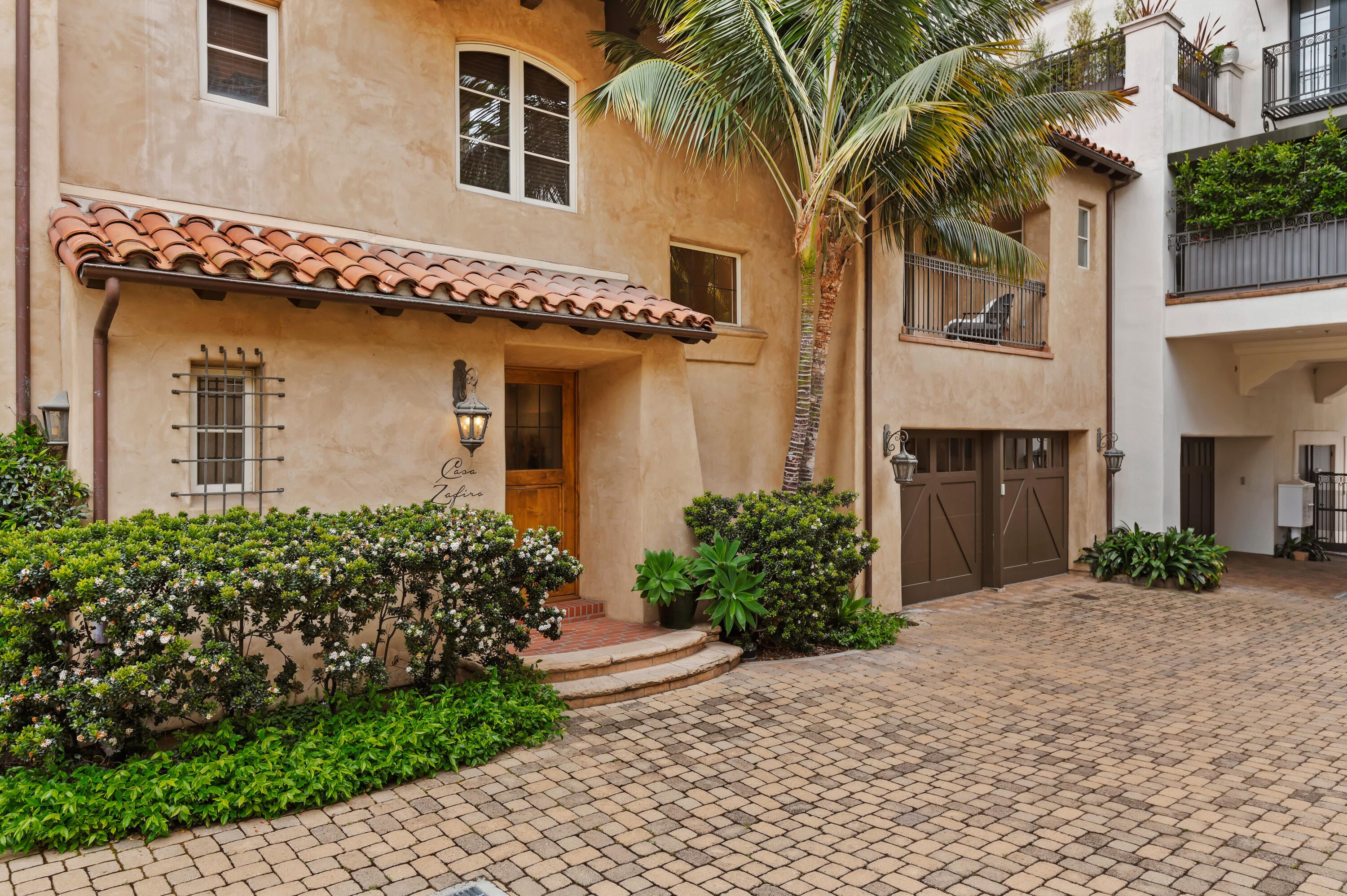 618 Anacapa Street 5