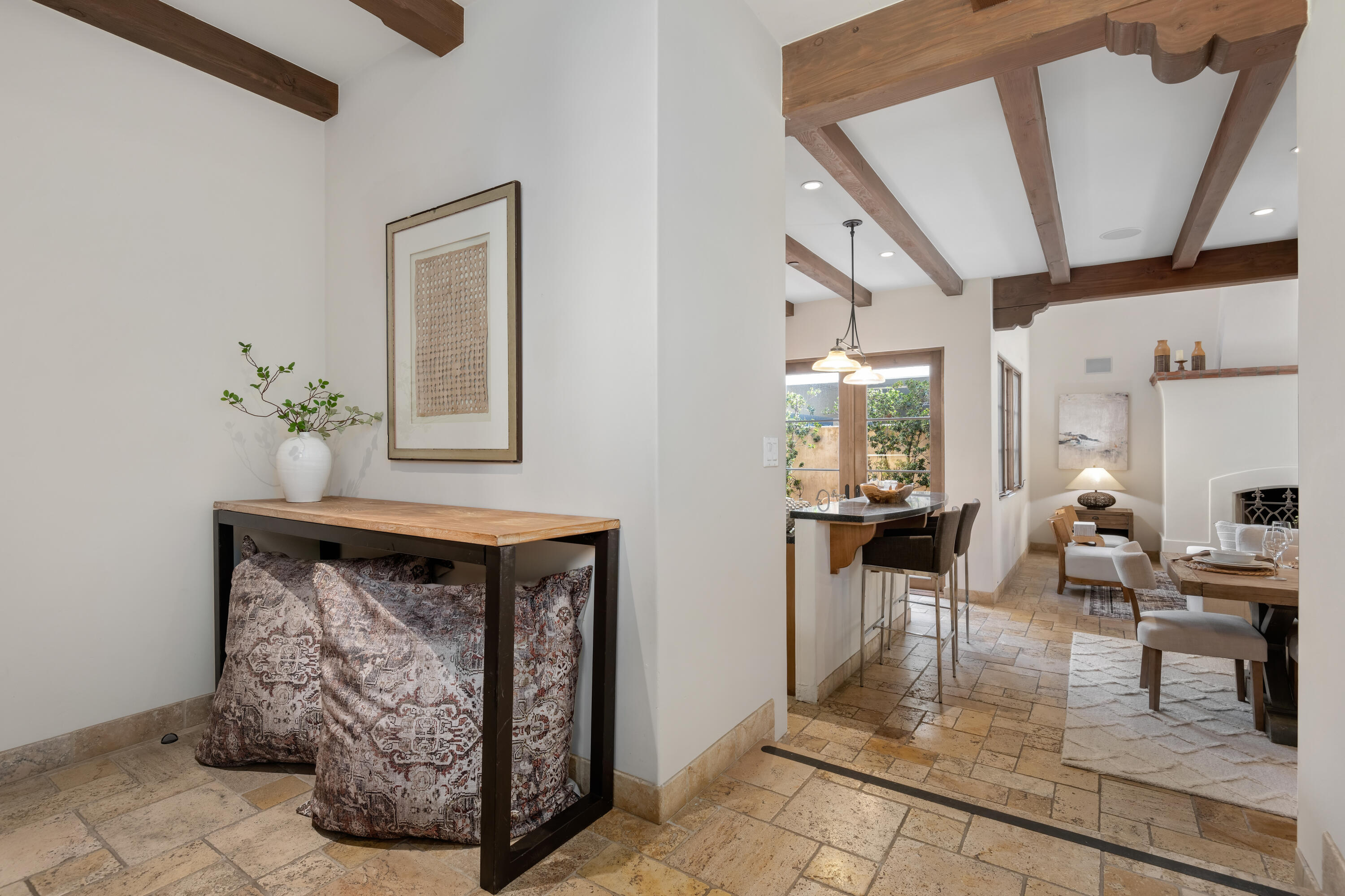 618 Anacapa Street 5