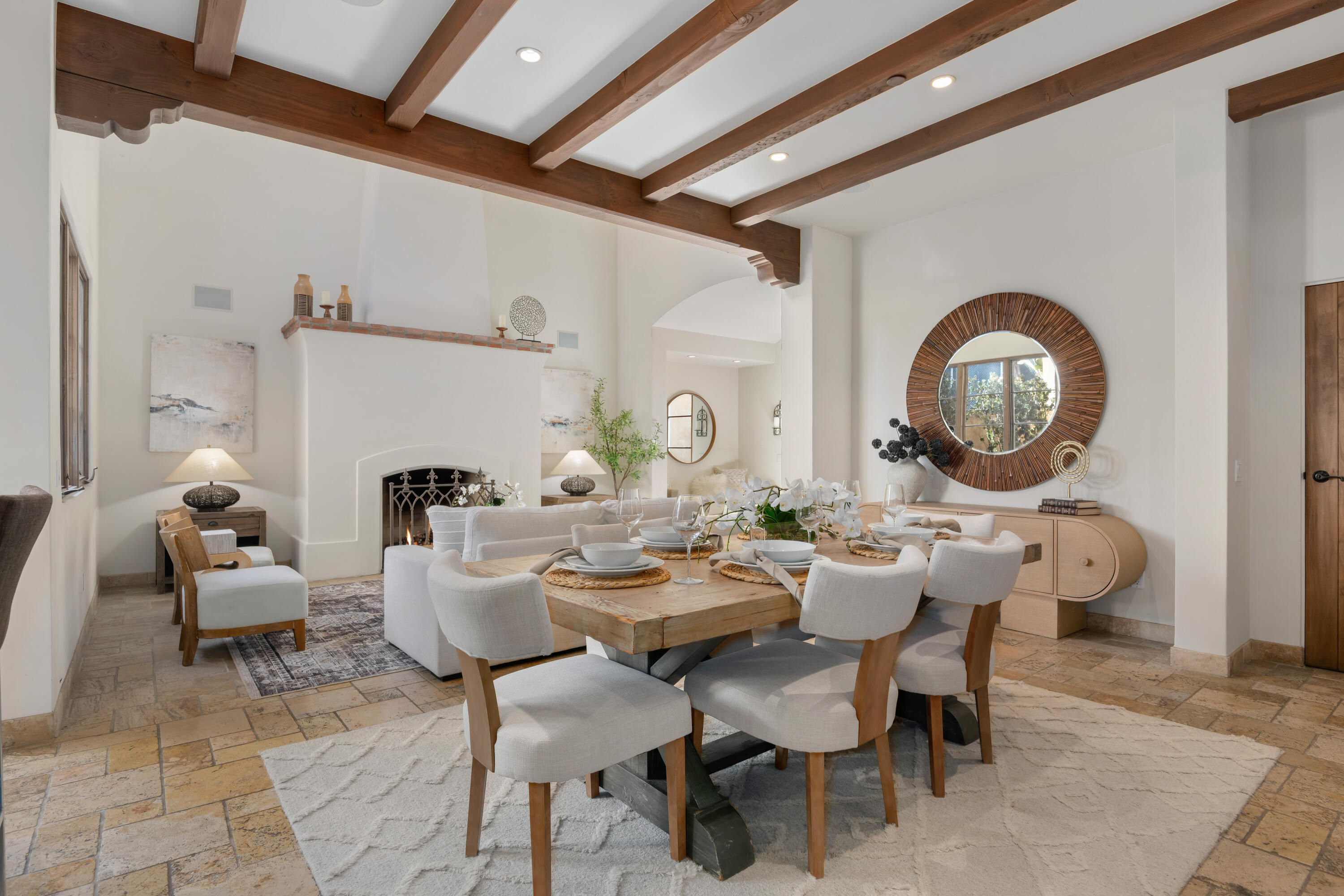 618 Anacapa Street 5