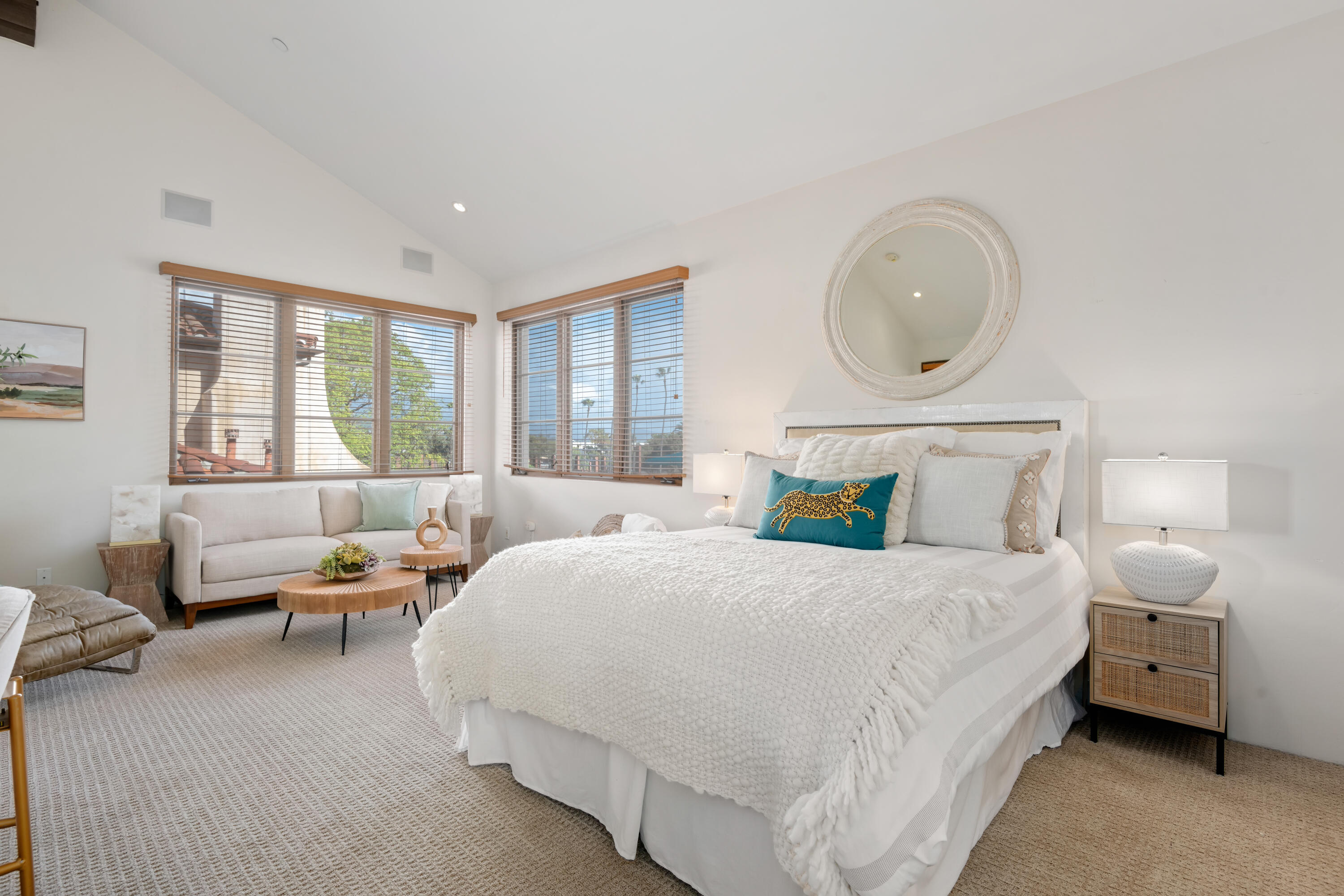 618 Anacapa Street 5