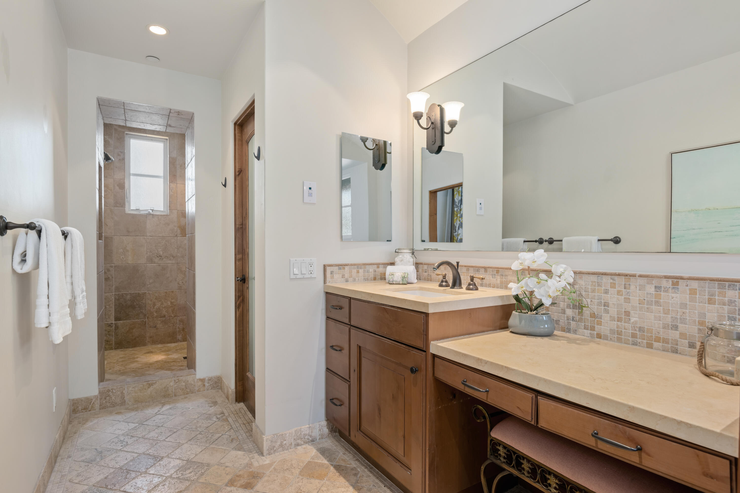 618 Anacapa Street 5