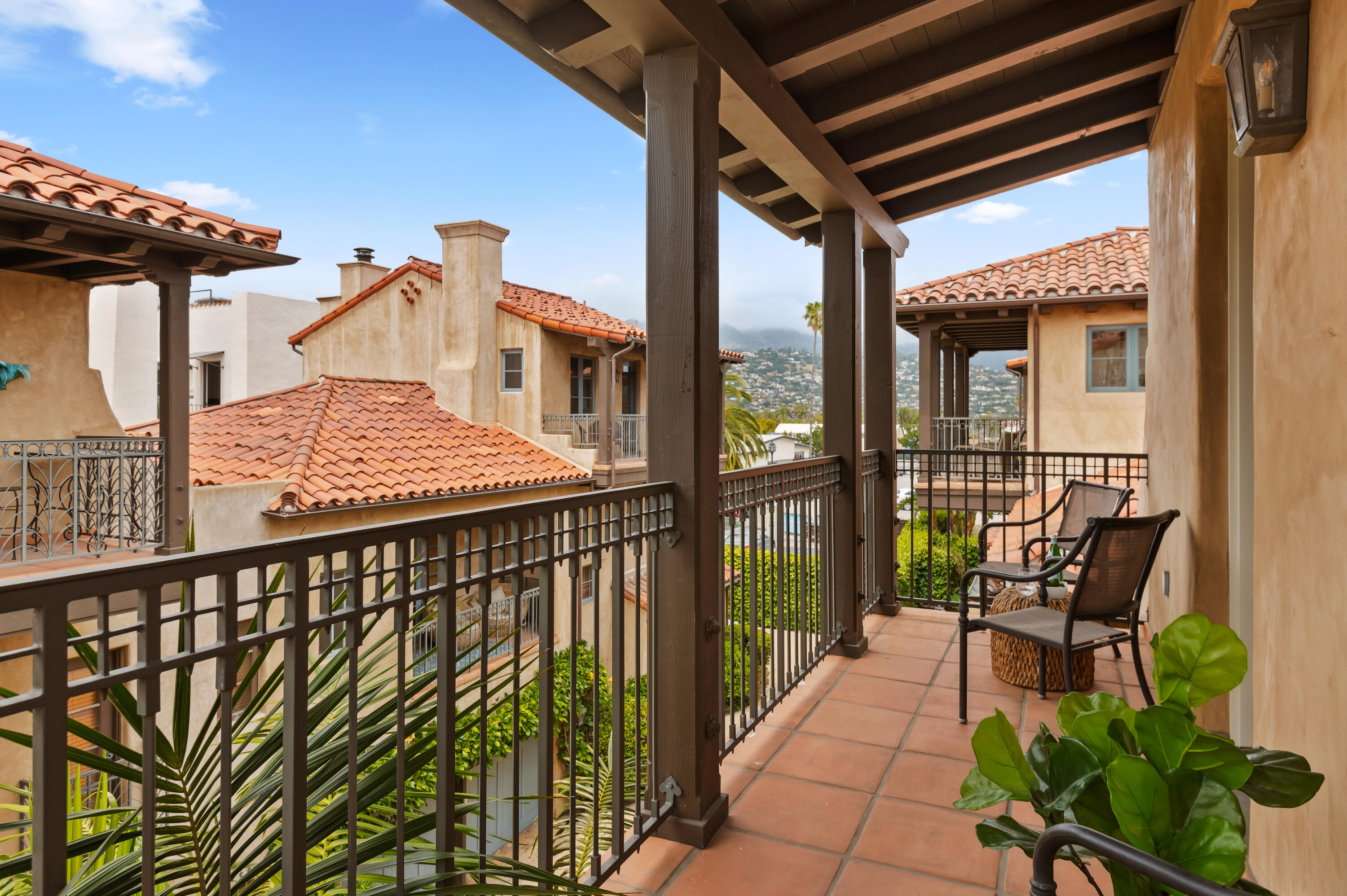 618 Anacapa Street 5