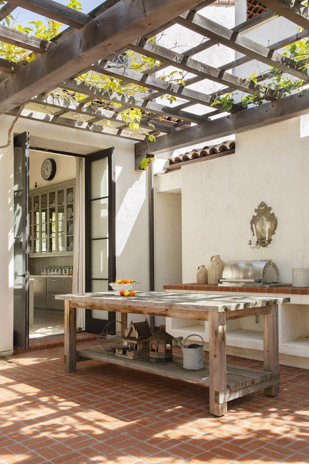 633 Parra Grande Lane