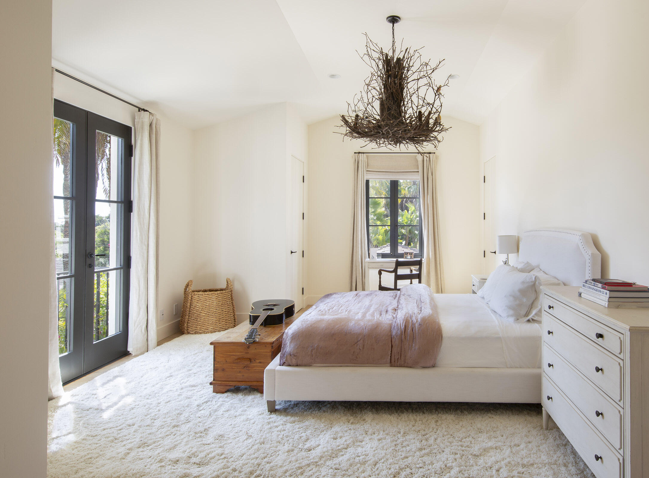 633 Parra Grande Lane