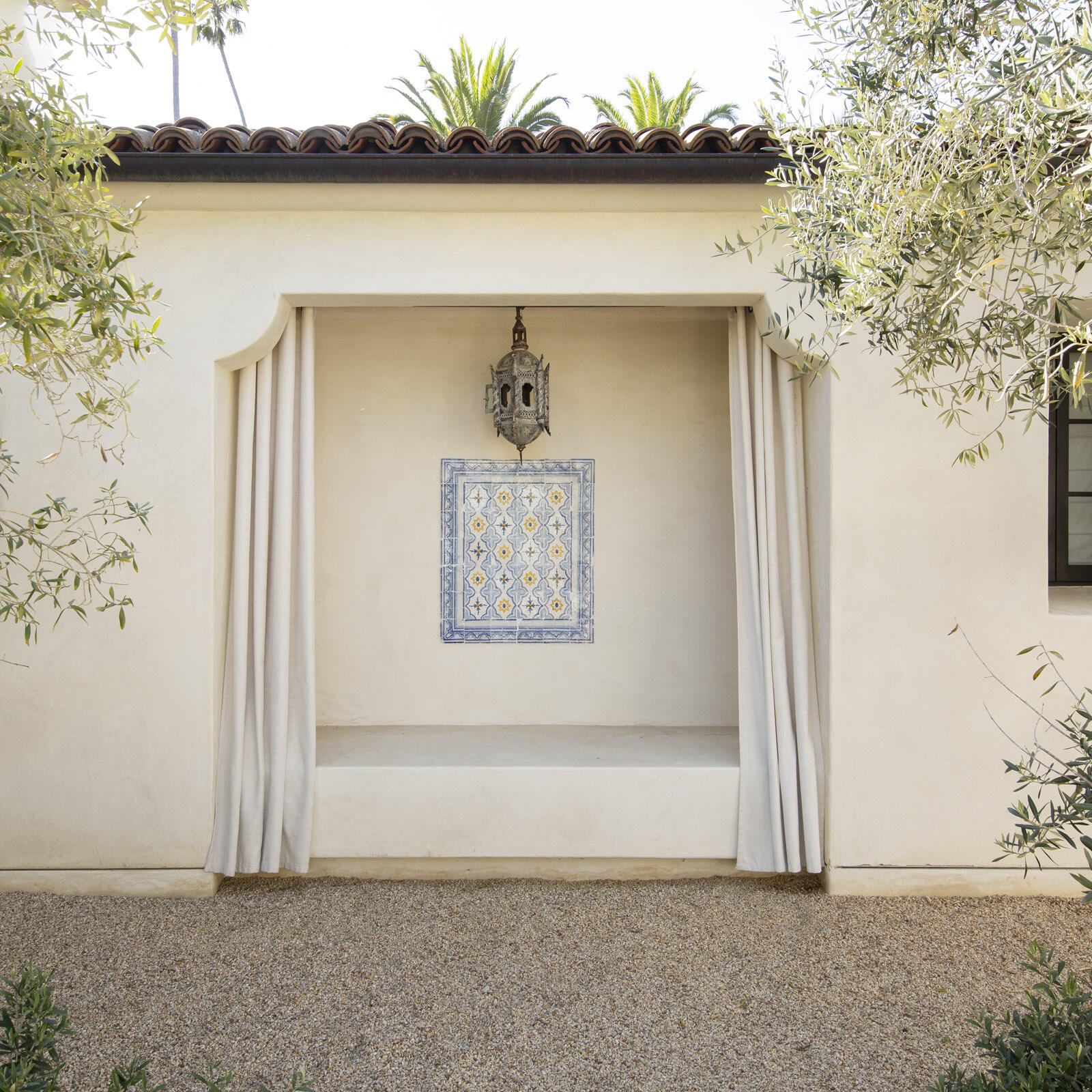 633 Parra Grande Lane