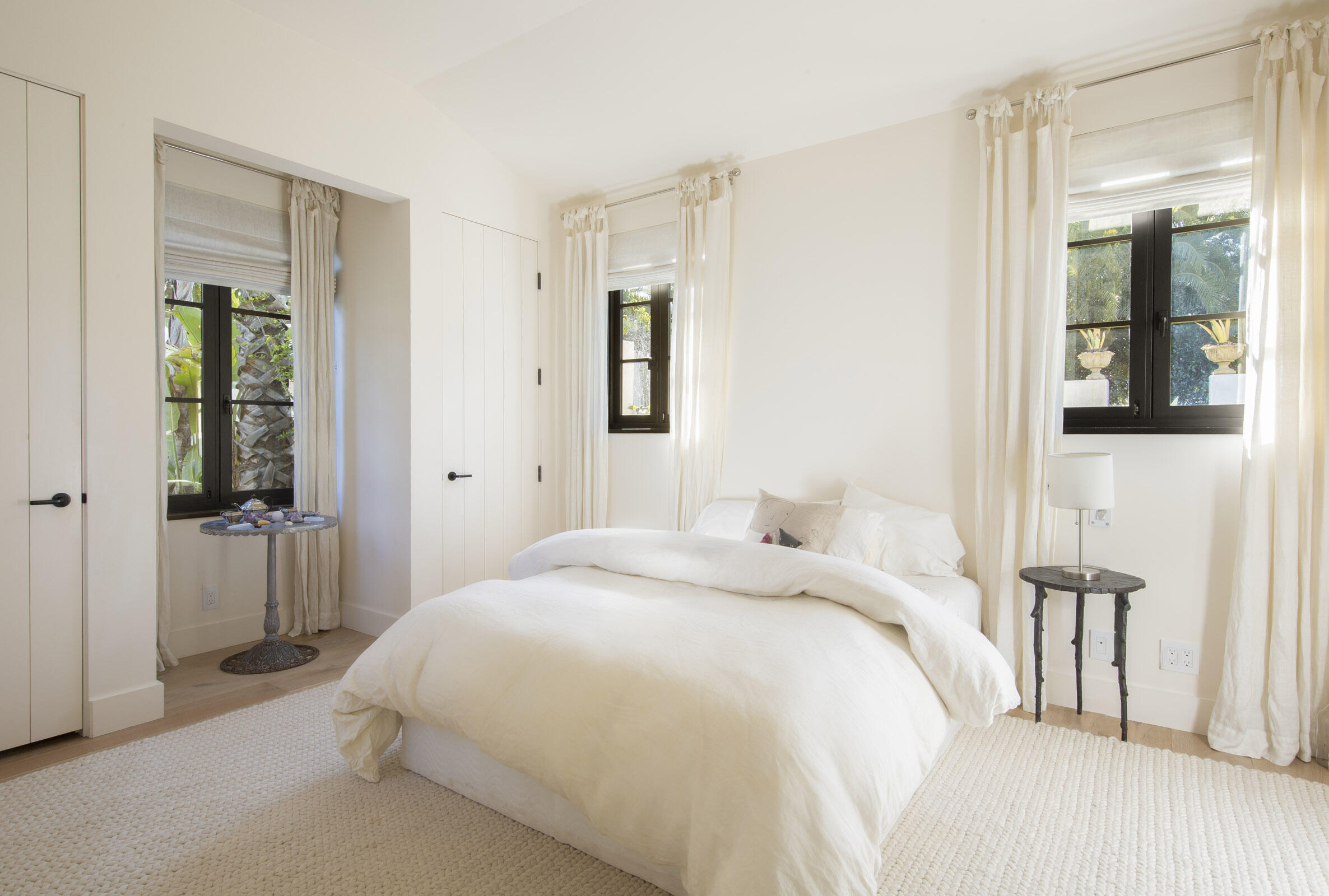 633 Parra Grande Lane