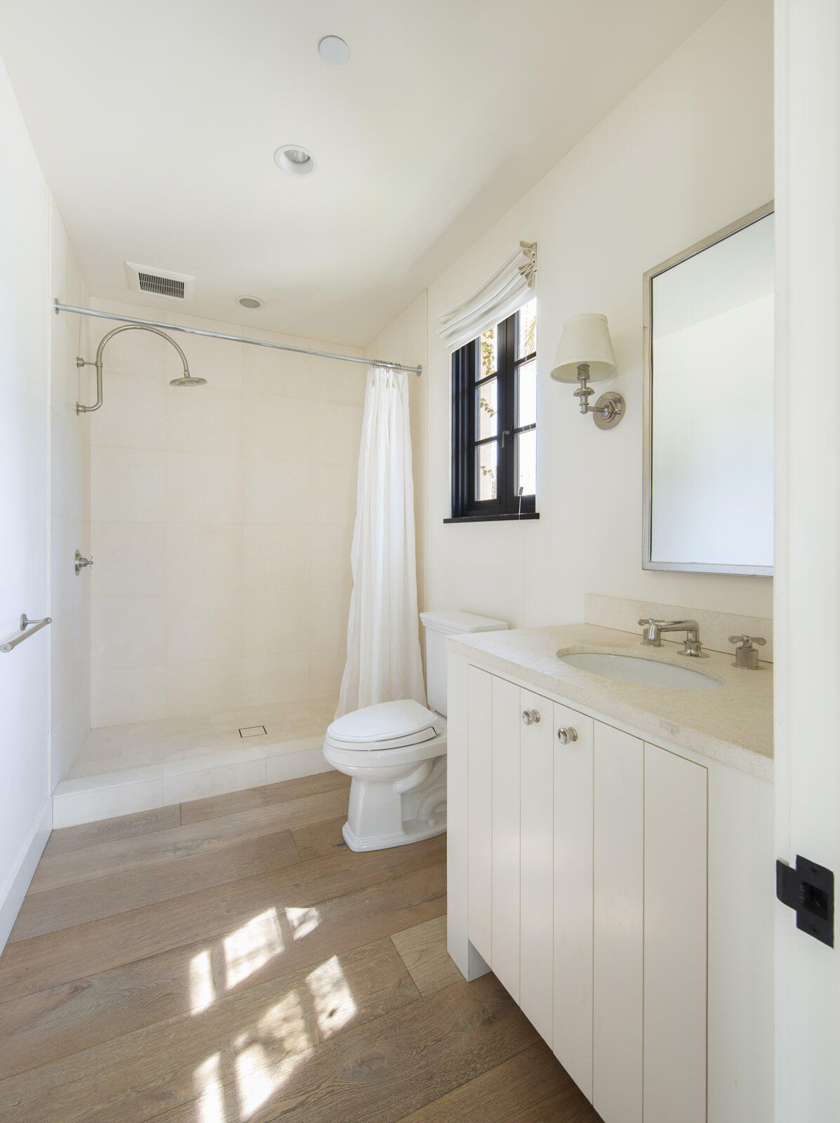 633 Parra Grande Lane