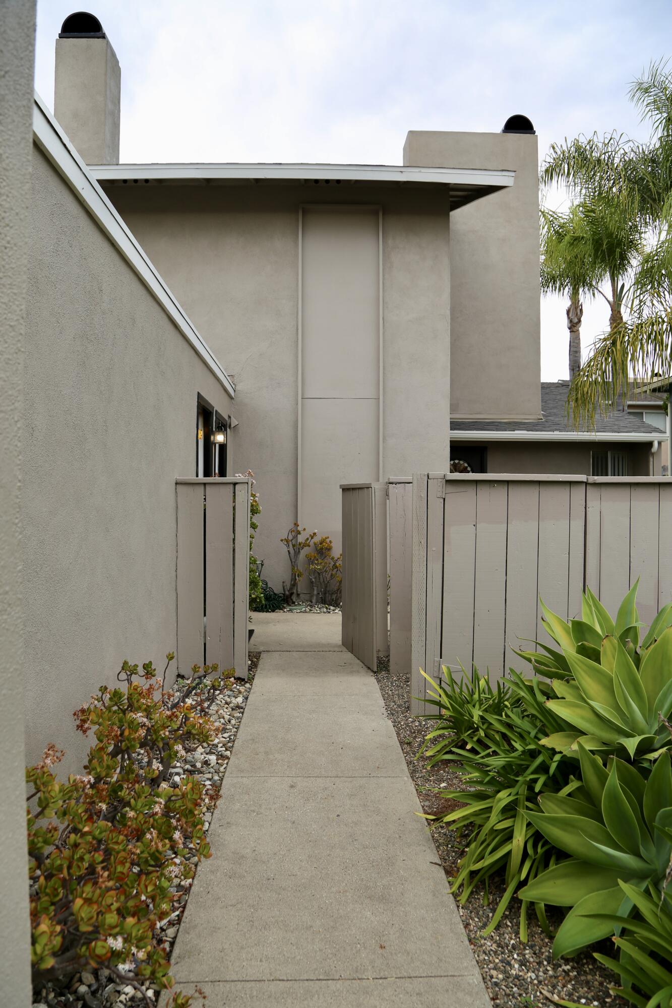 7378 Davenport Road B