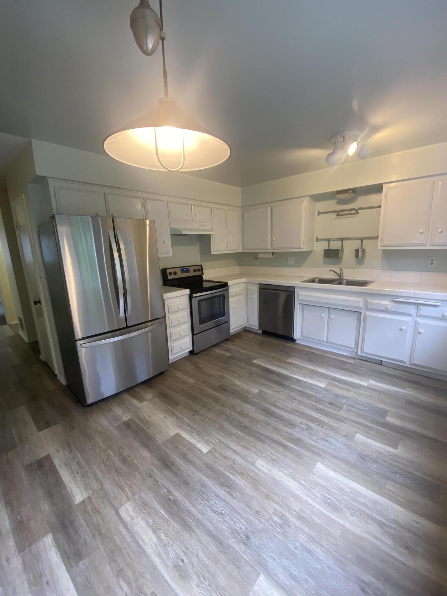 7378 Davenport Road B