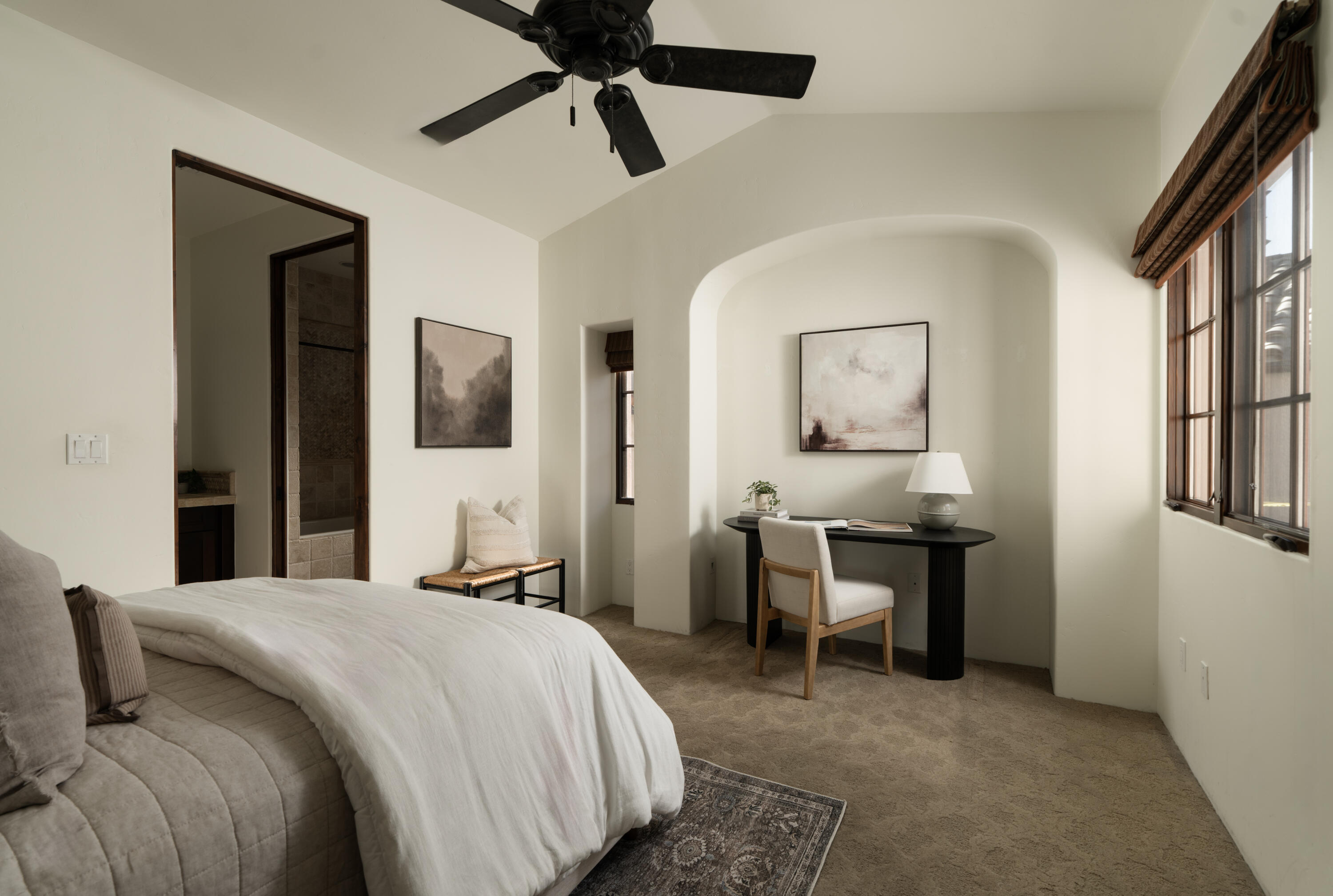 105 W De La Guerra Street F2