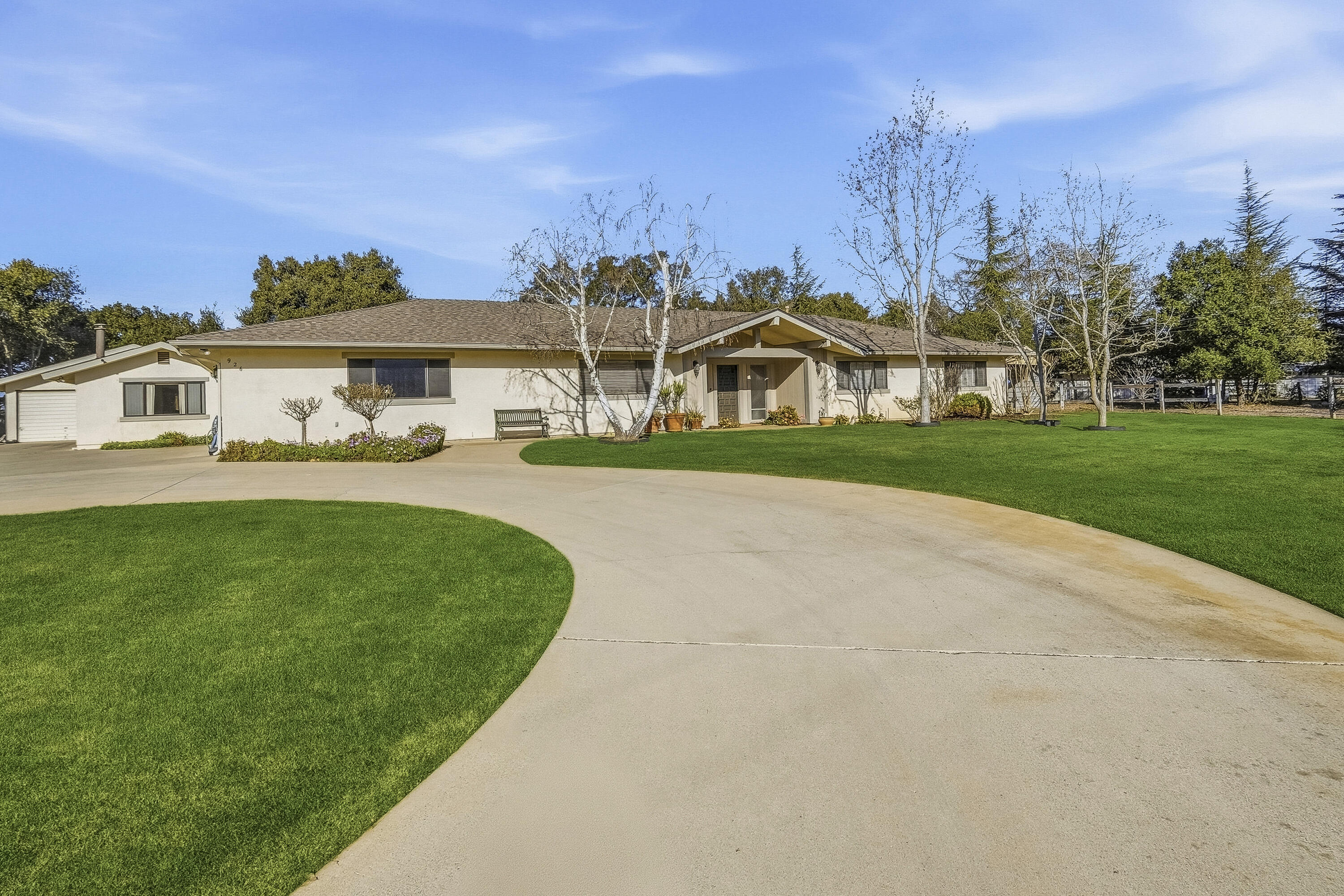 926 Ranch View Lane