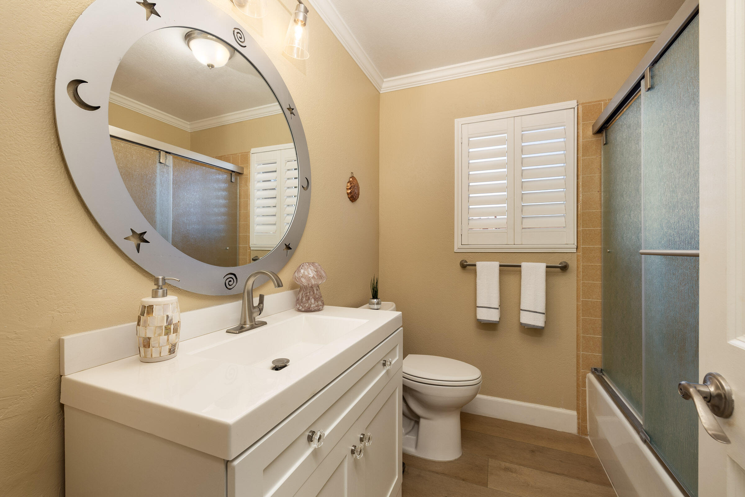 2937 Glen Albyn Drive