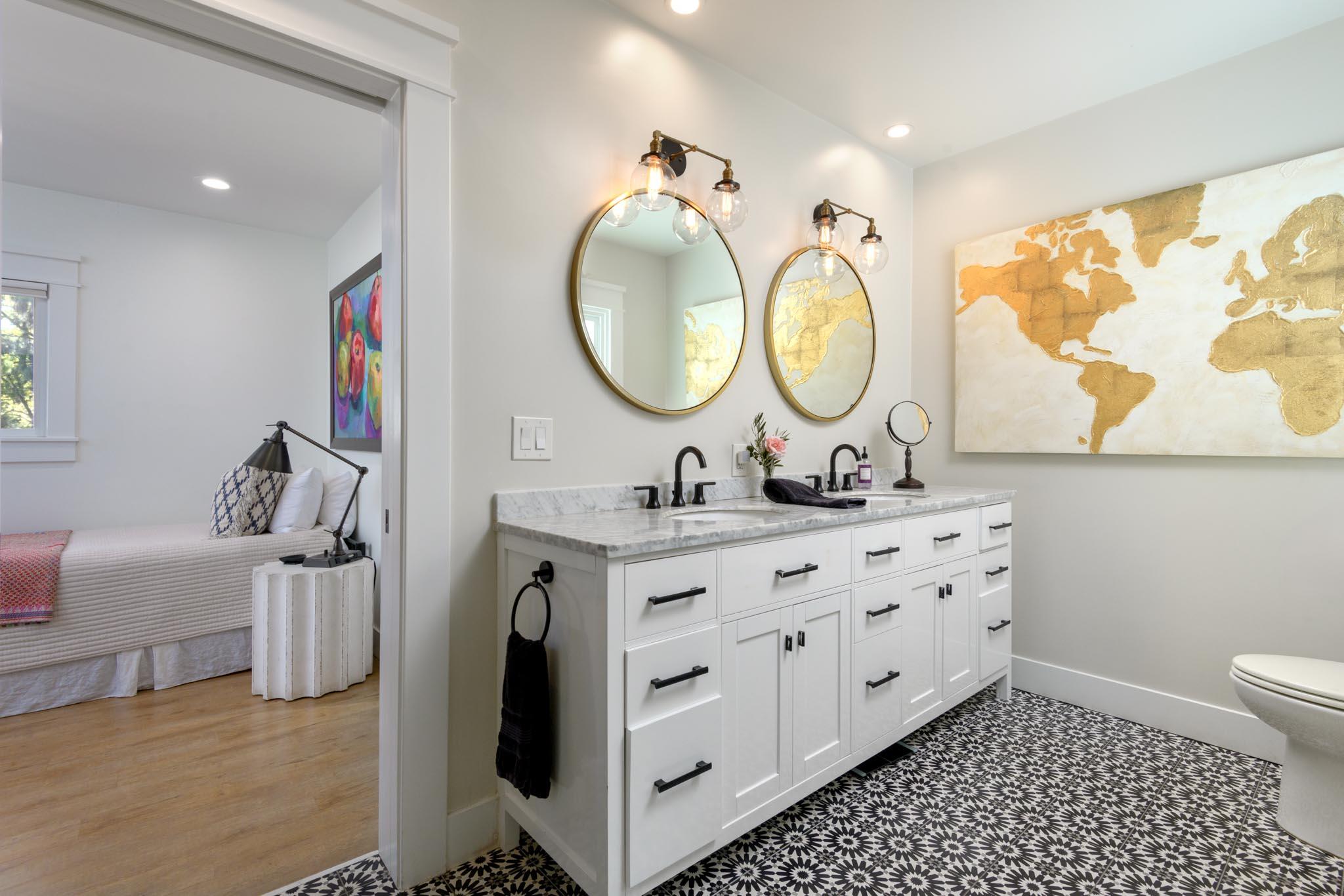 496 N La Cumbre Road