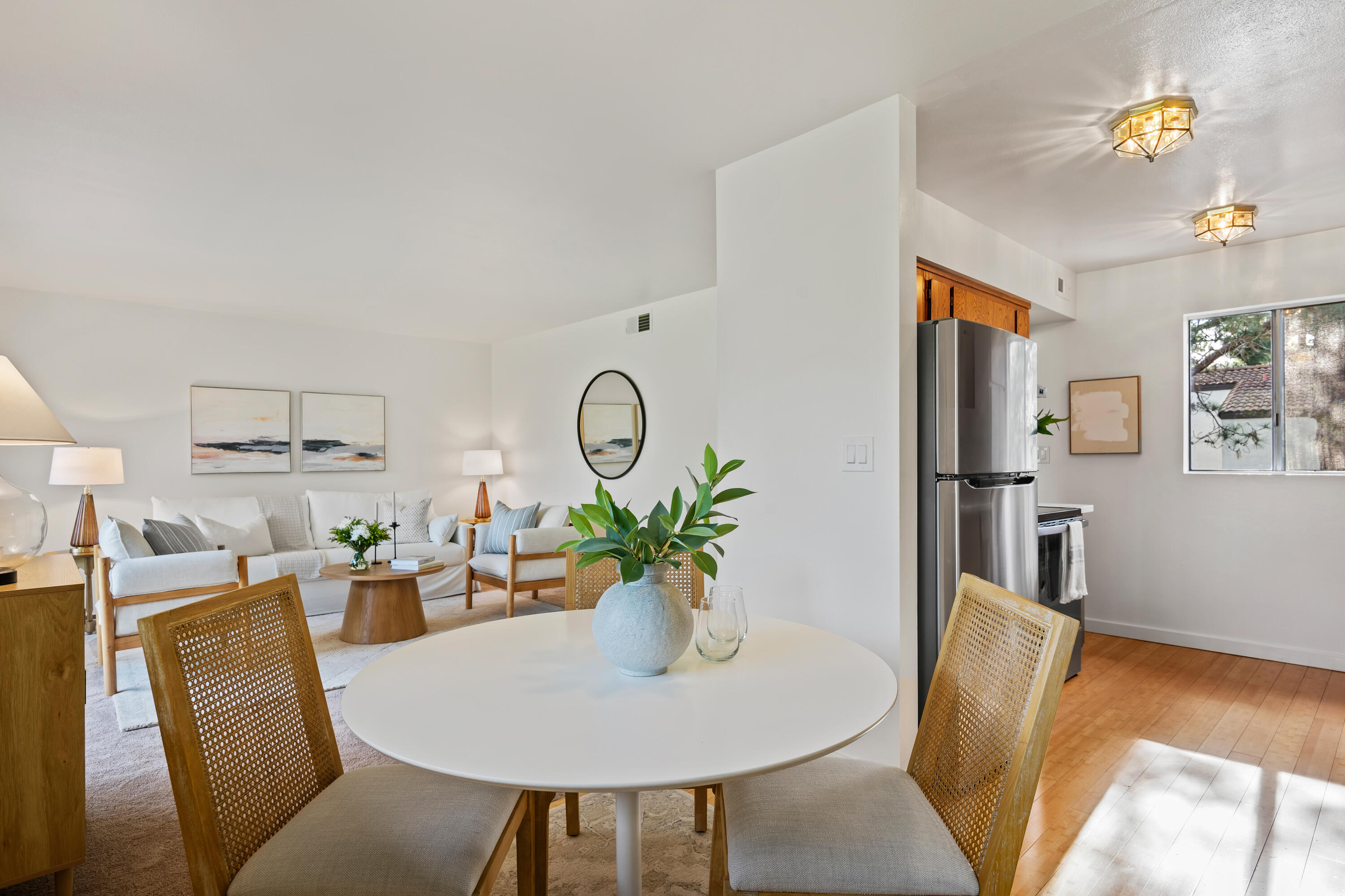 1070 Miramonte Drive 10