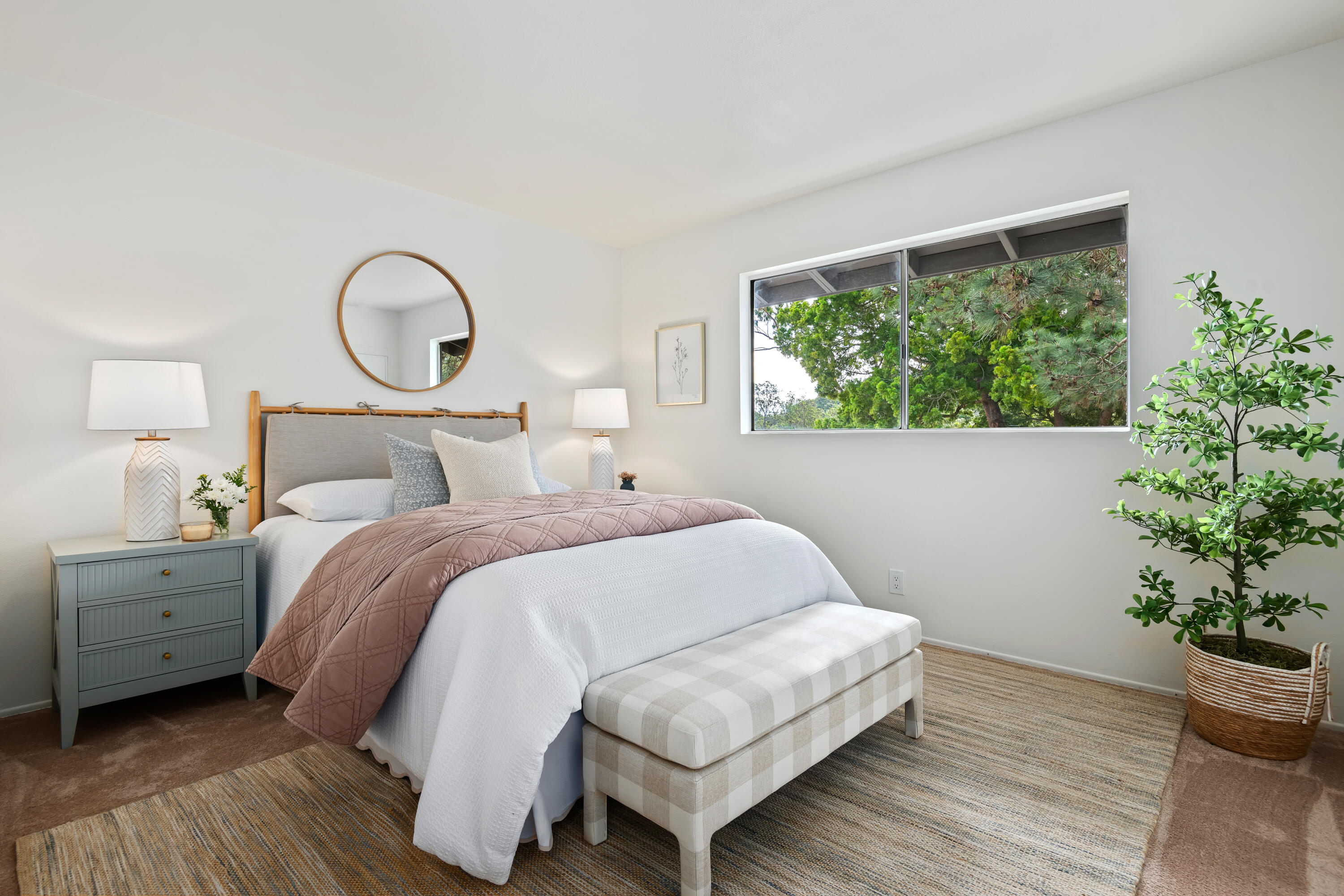 1070 Miramonte Drive 10