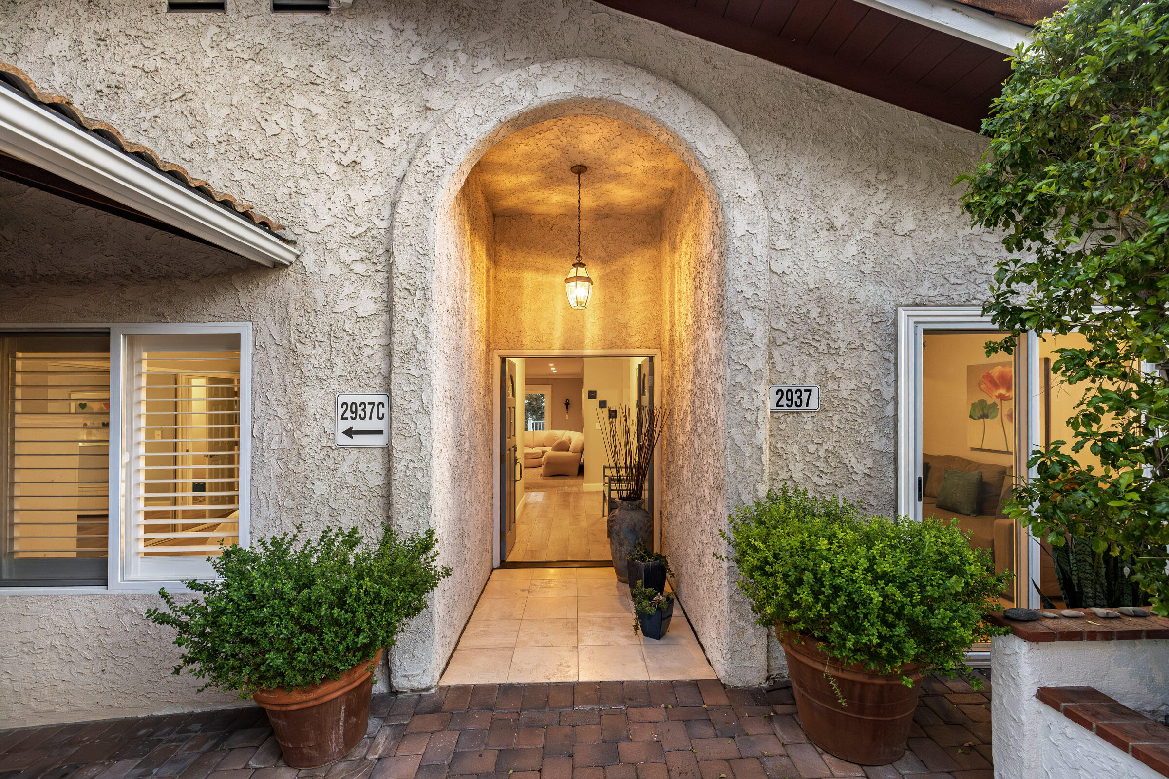 2937 Glen Albyn Drive