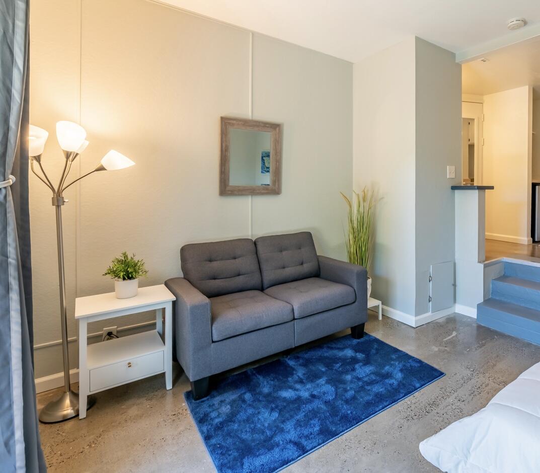 2937 Glen Albyn Drive