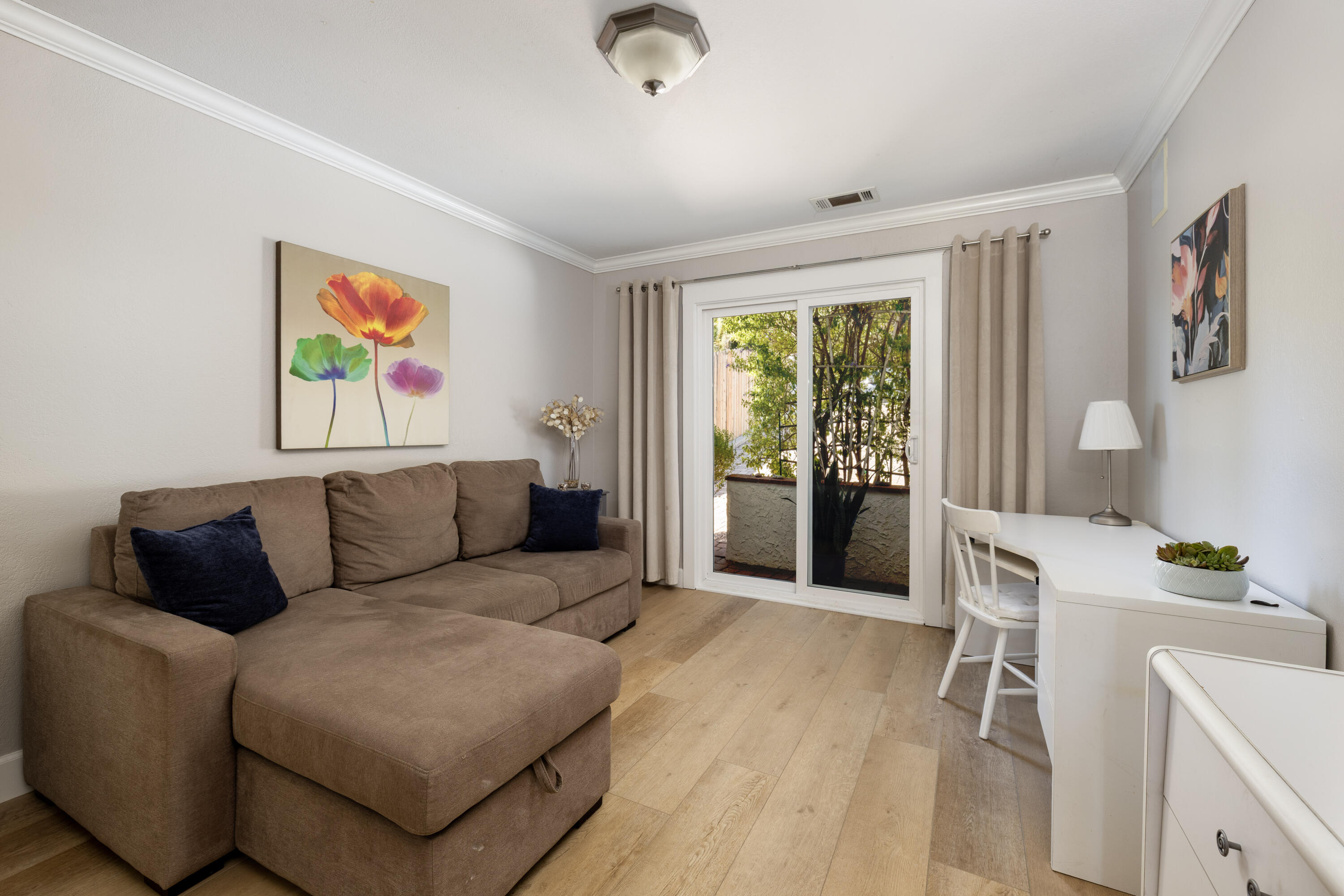 2937 Glen Albyn Drive