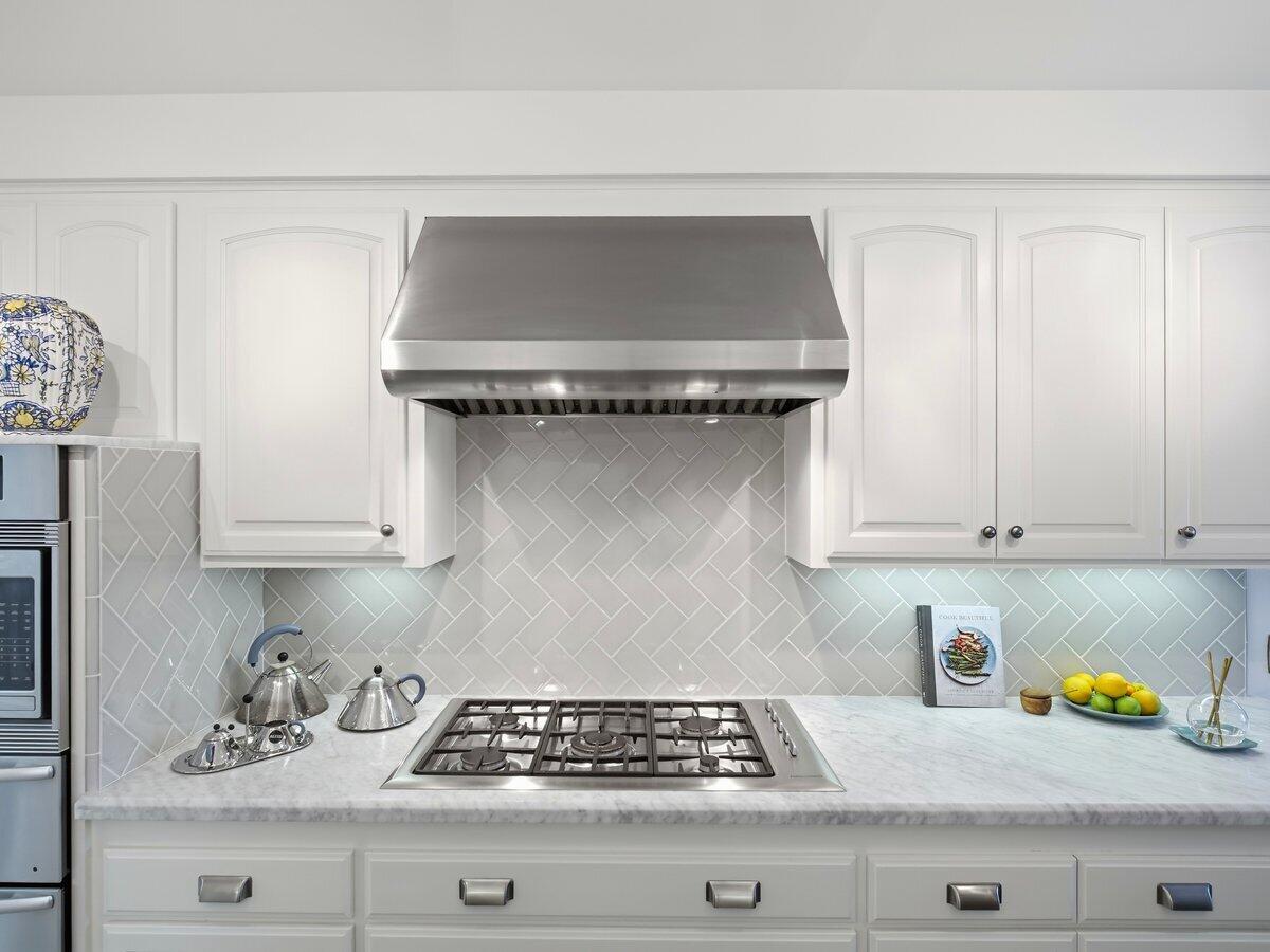 4535 Carriage Hill Drive